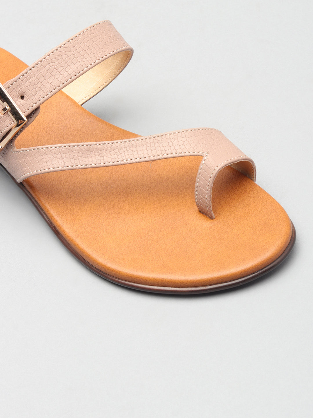 Synthetic Flat Chappals from Venus Steps-ladies