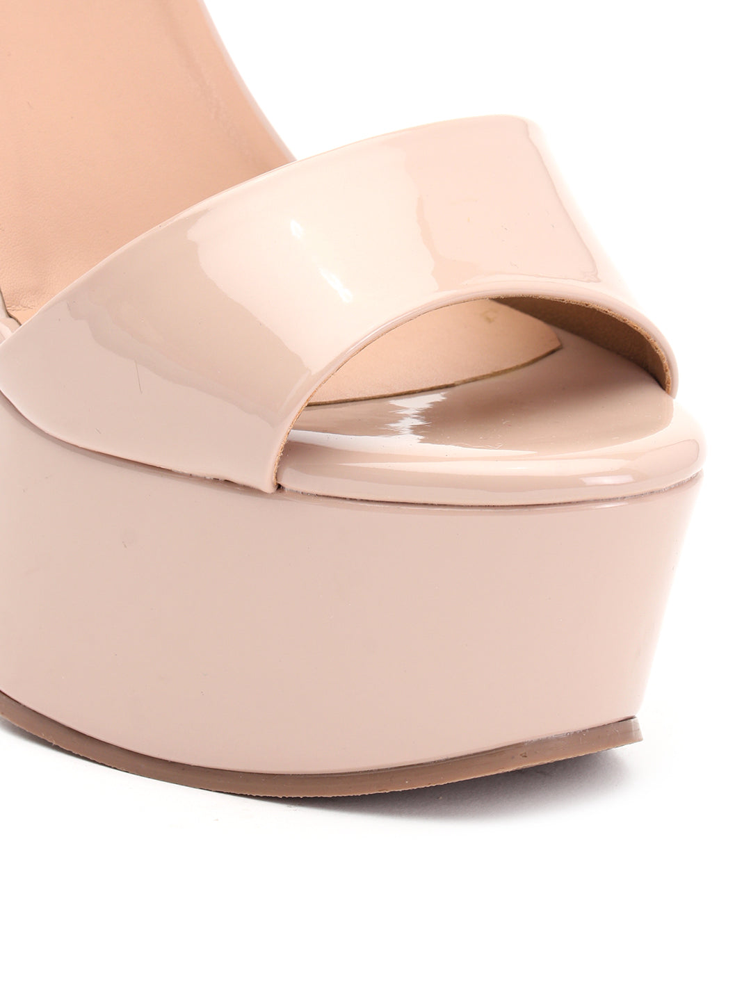 Venus Steps Modern Twist Pencil heel