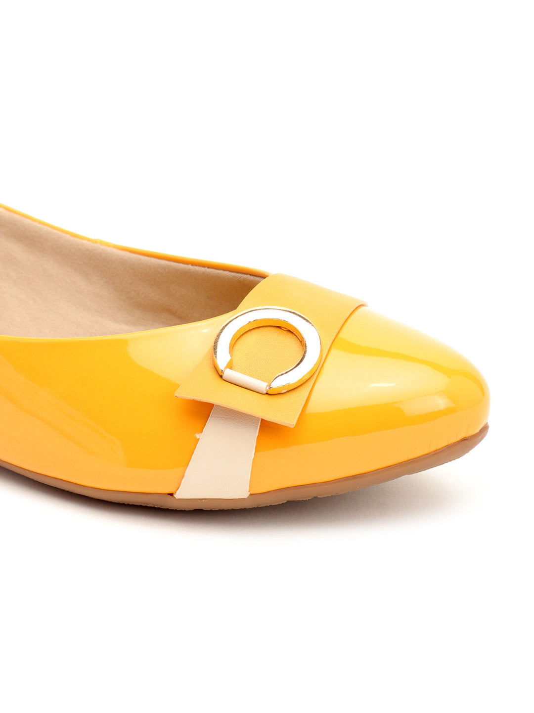 Venus Steps Glossy Close front Shoe