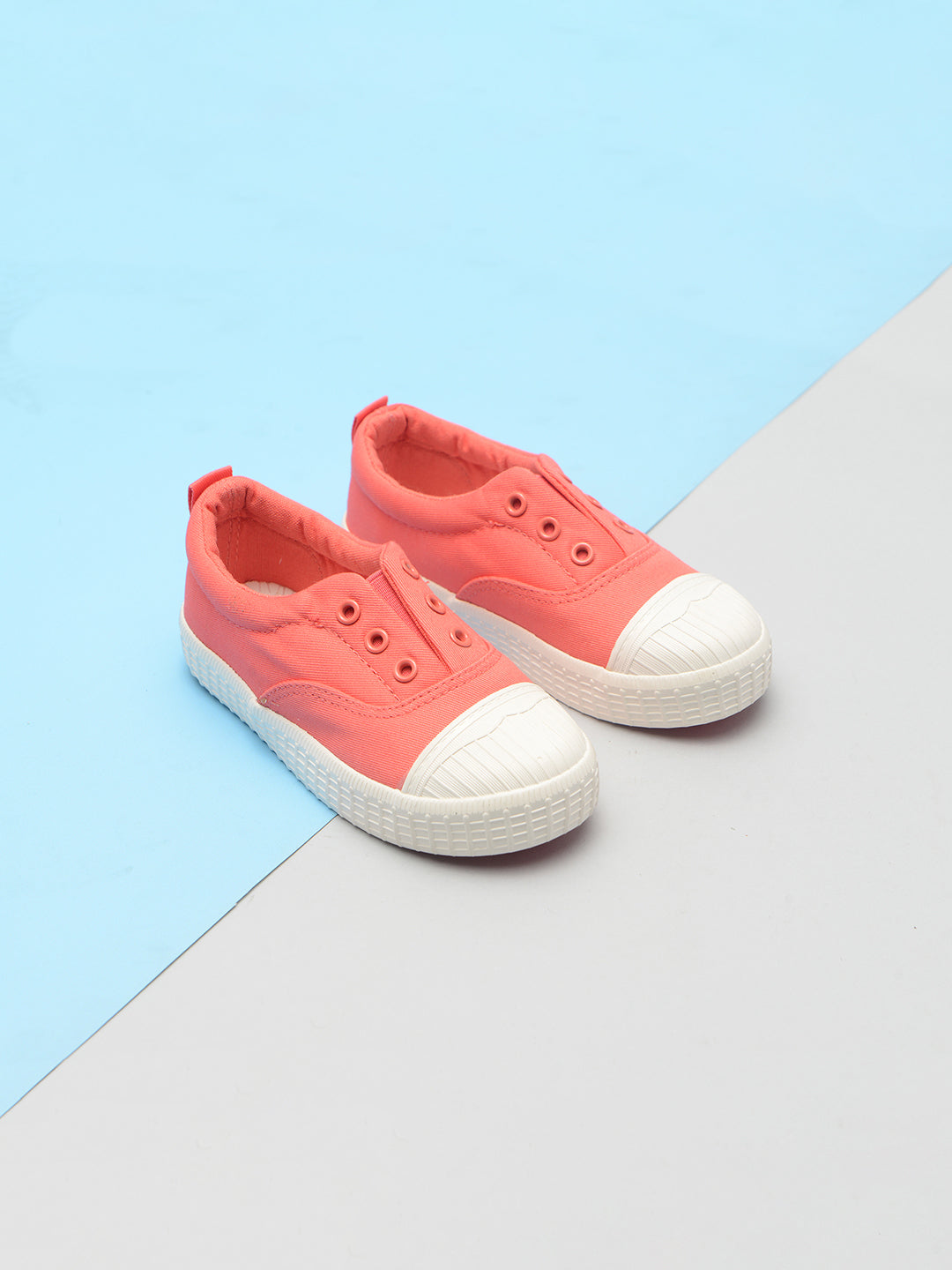 Matt Velcro Flat Shoes