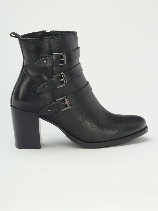 Venus Buckle Boots