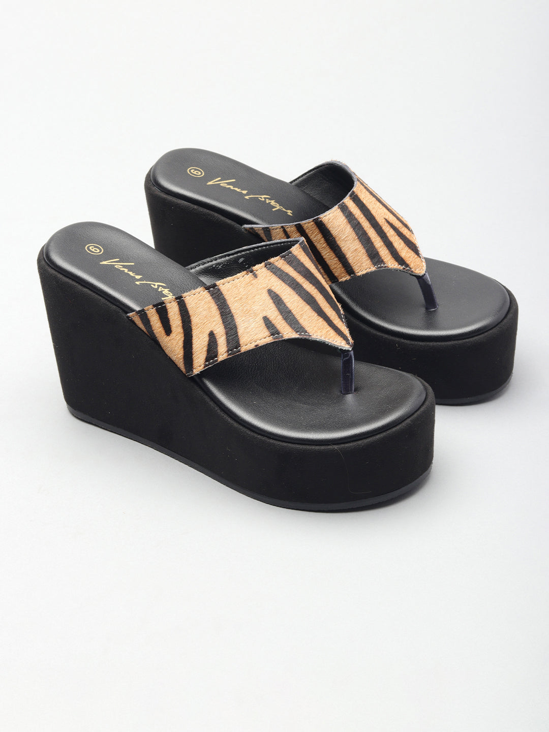 Tiger Print Casual Chappals