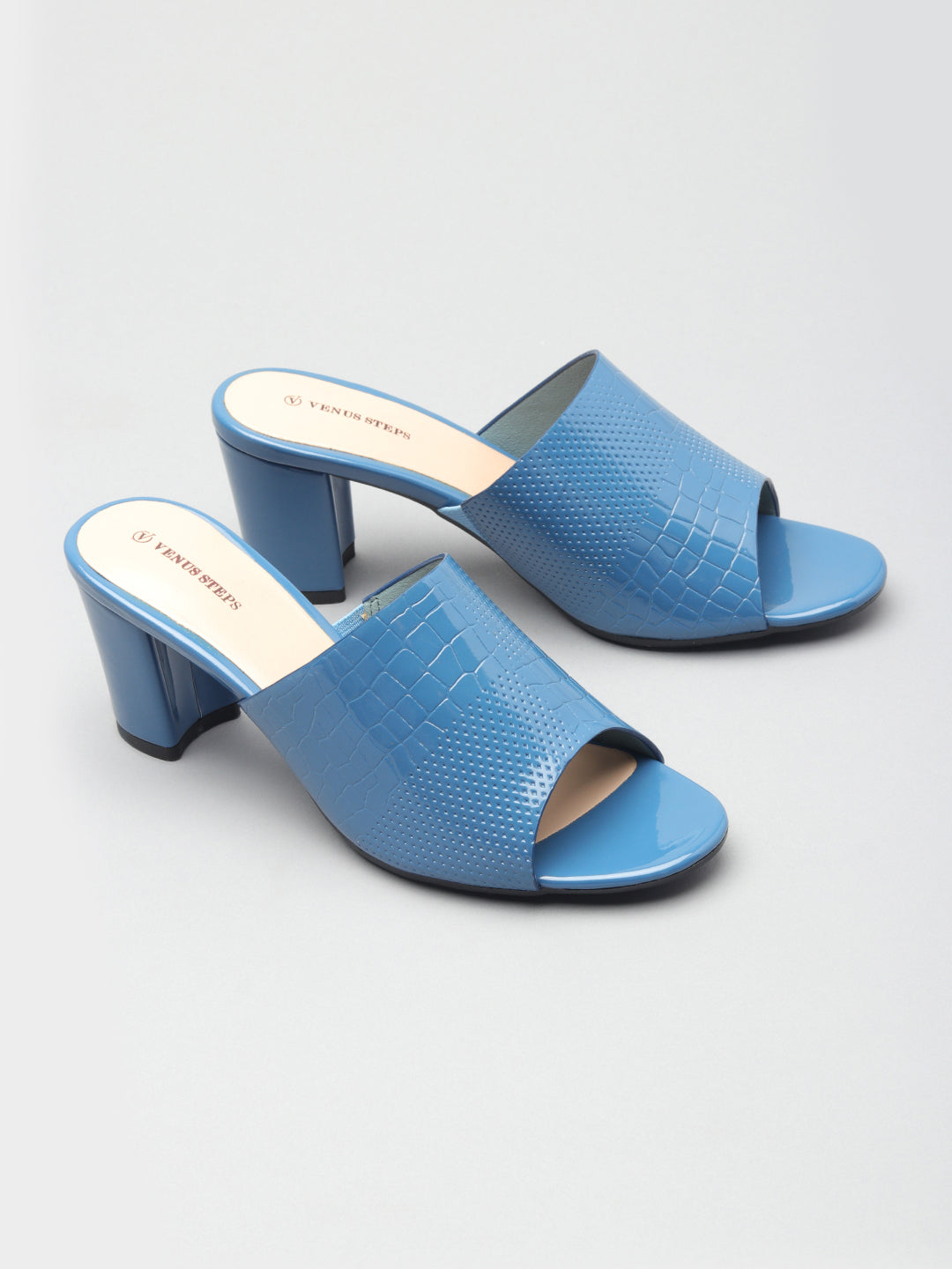 Womens Solid Synthetic Slippers