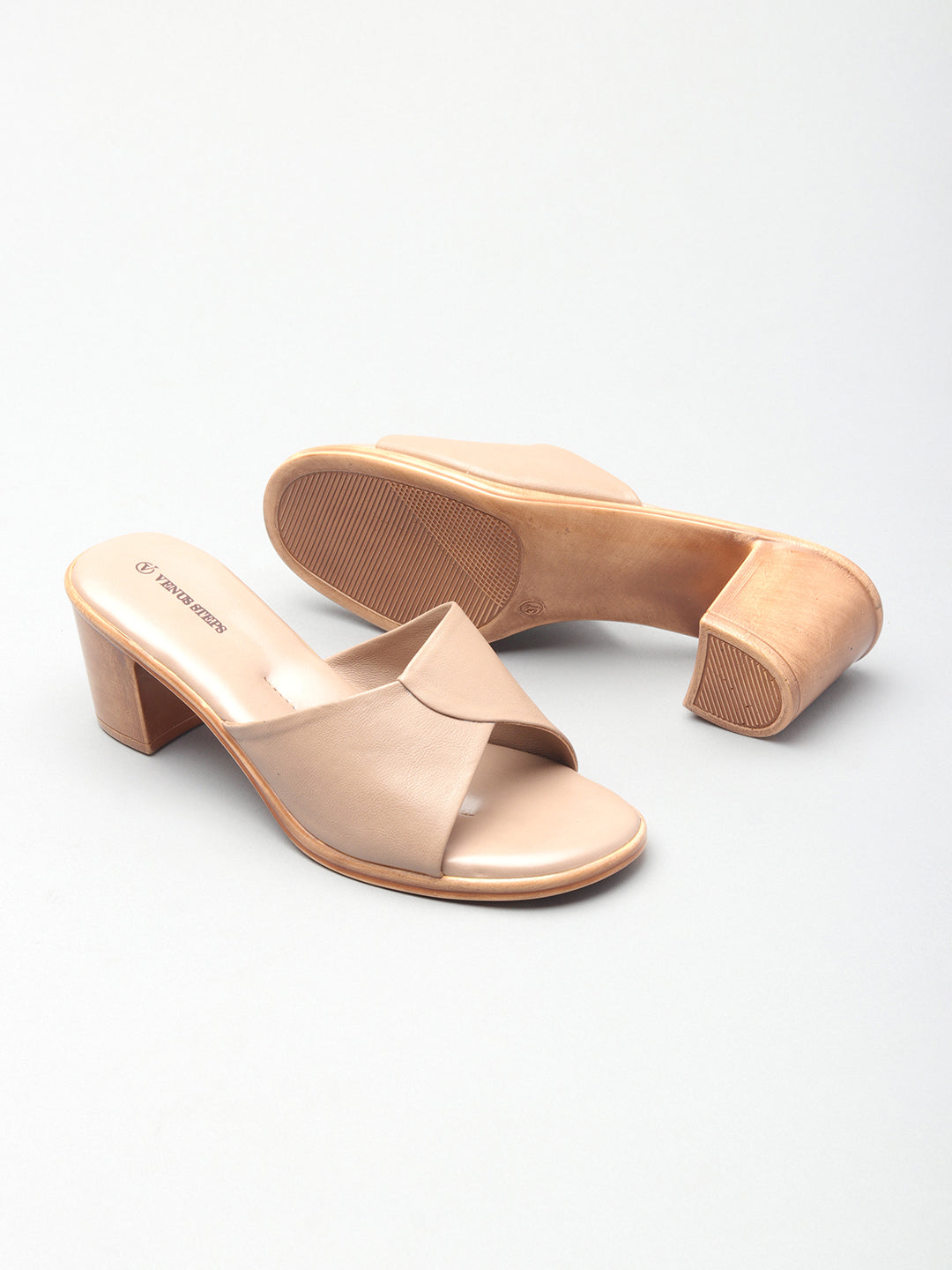 Comfortable Nappa/Matt Slippers