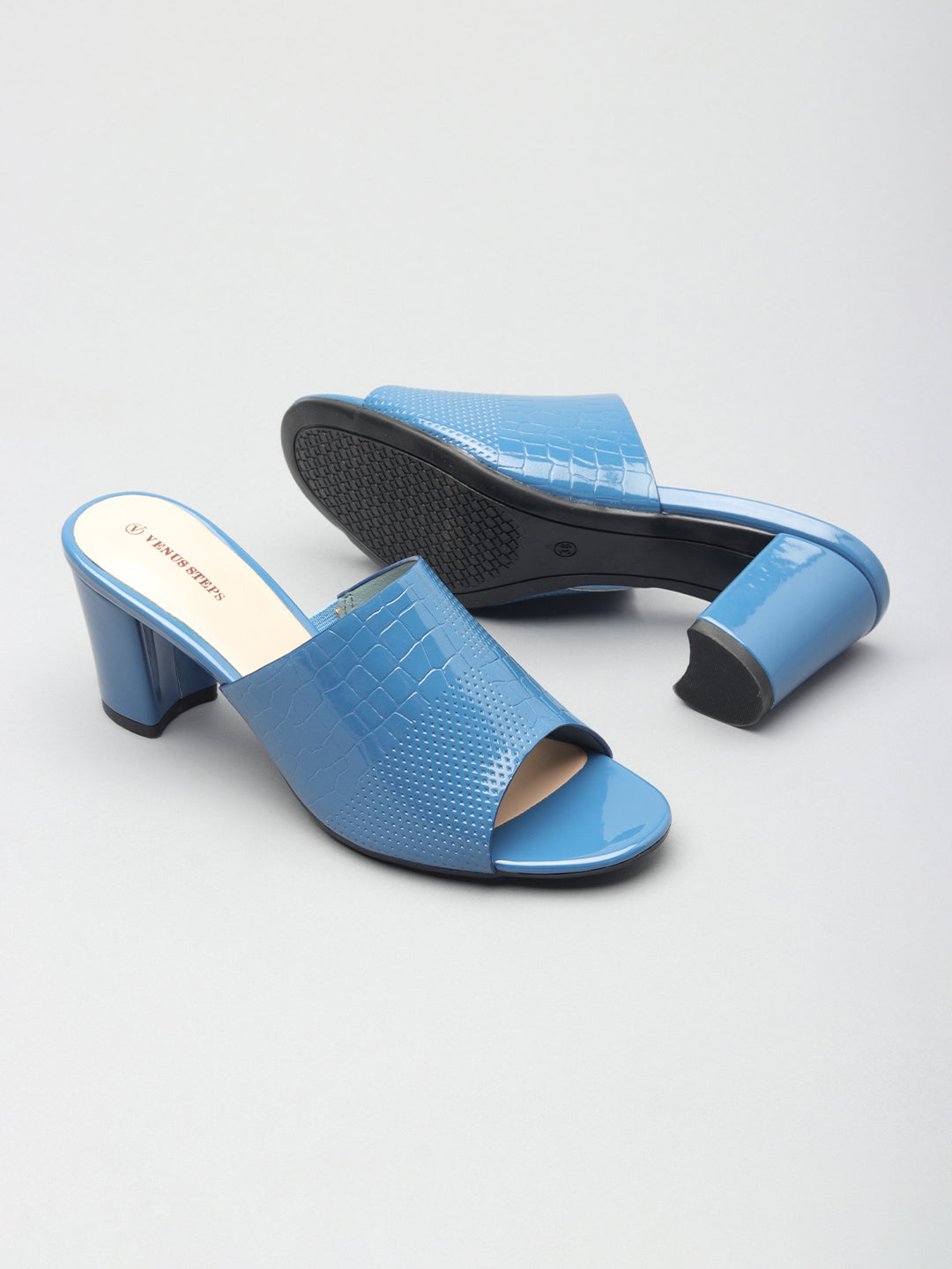 Womens Solid Synthetic Slippers