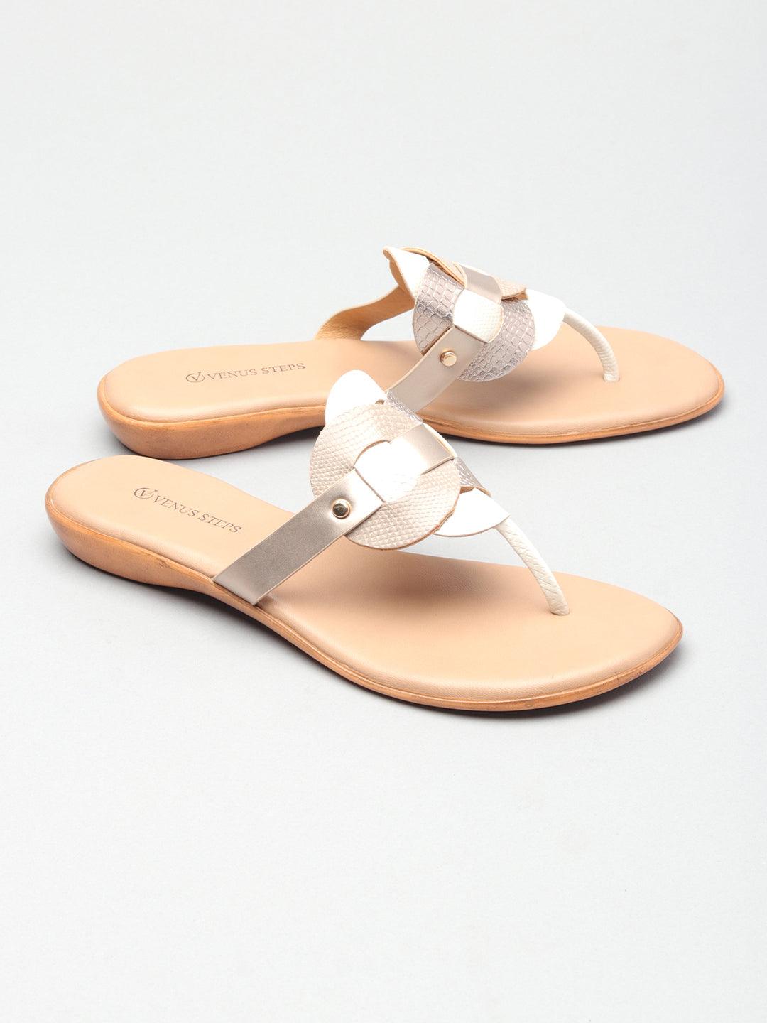 Mordern Patent/Glossy Flat Chappals
