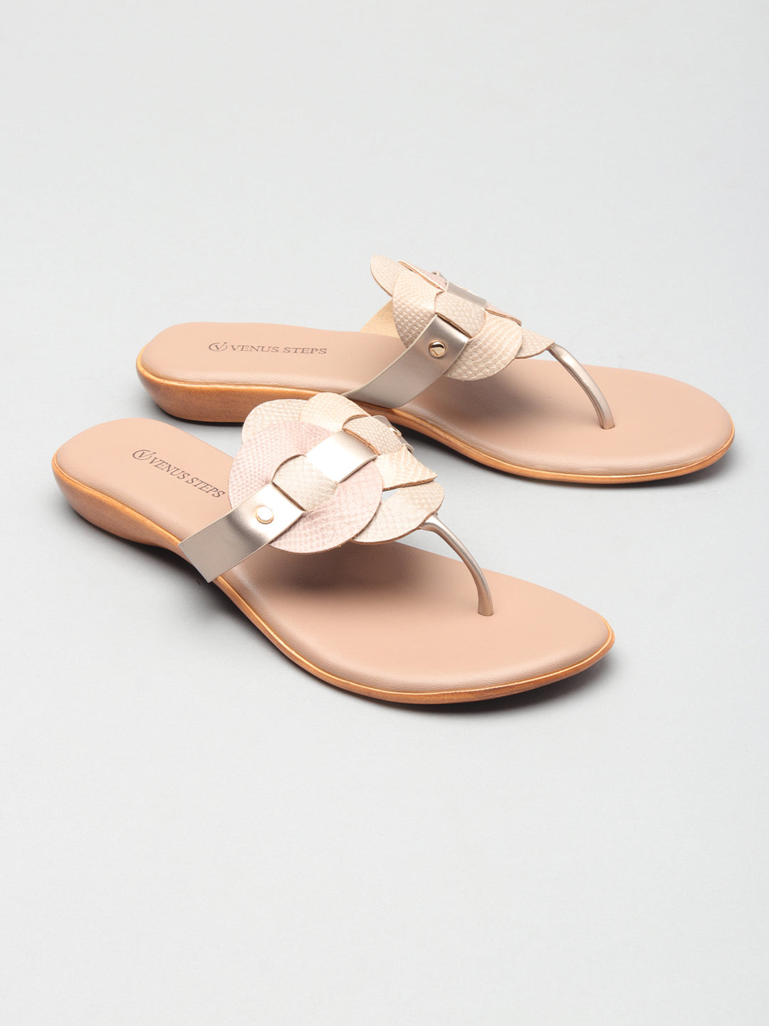 Mordern Patent/Glossy Flat Chappals