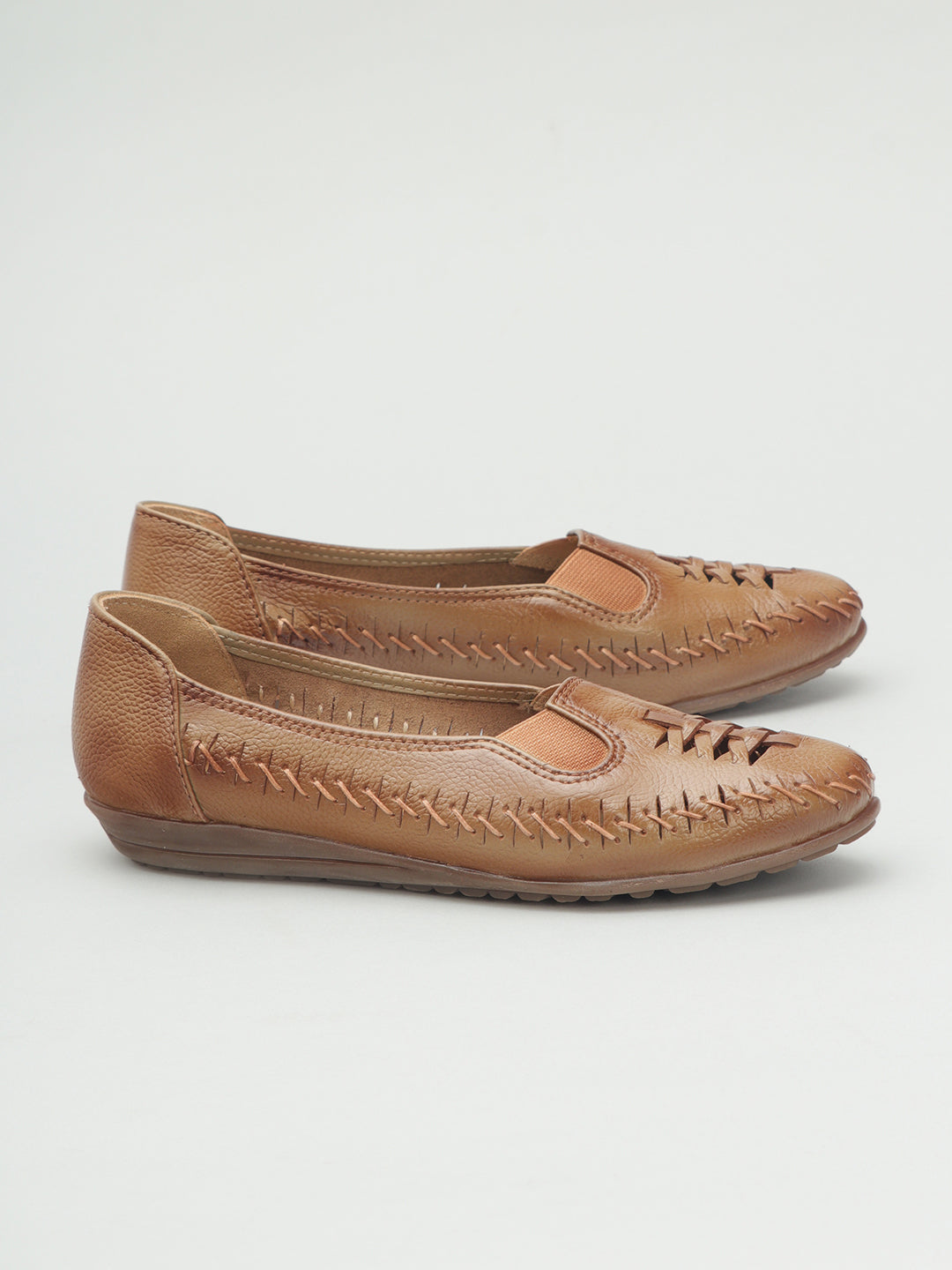 Round Toe Flat Ballerinas