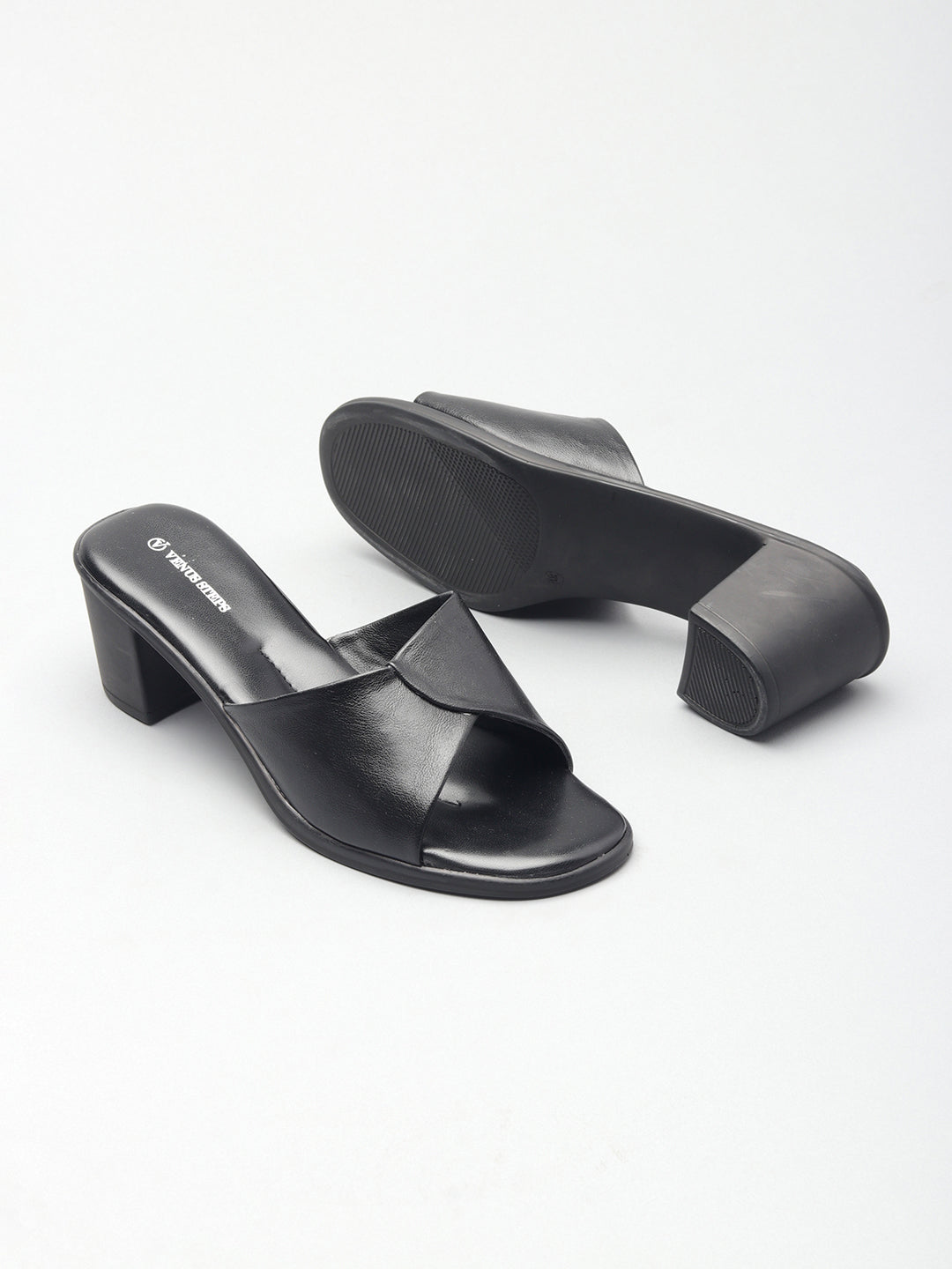 Comfortable Nappa/Matt Slippers