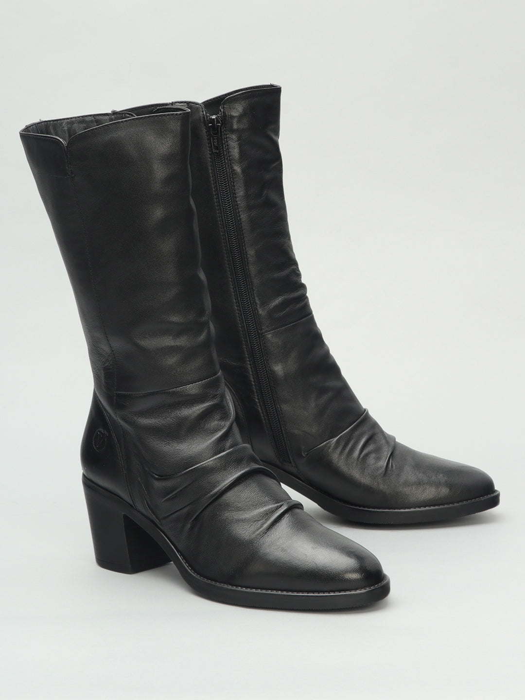 Venus Textured Round Toe Boots