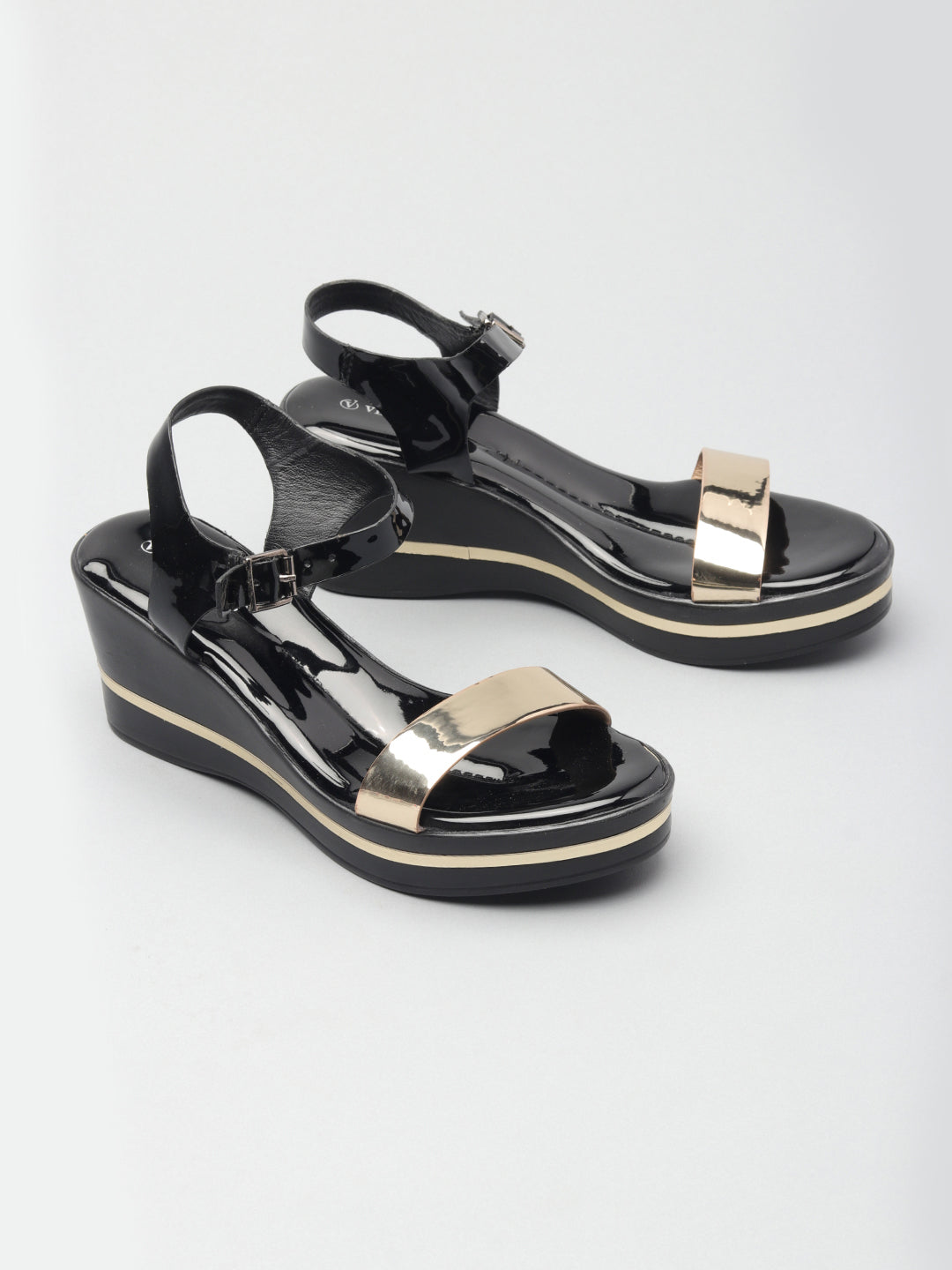 Womens Solid Wedhe Heel Sandals