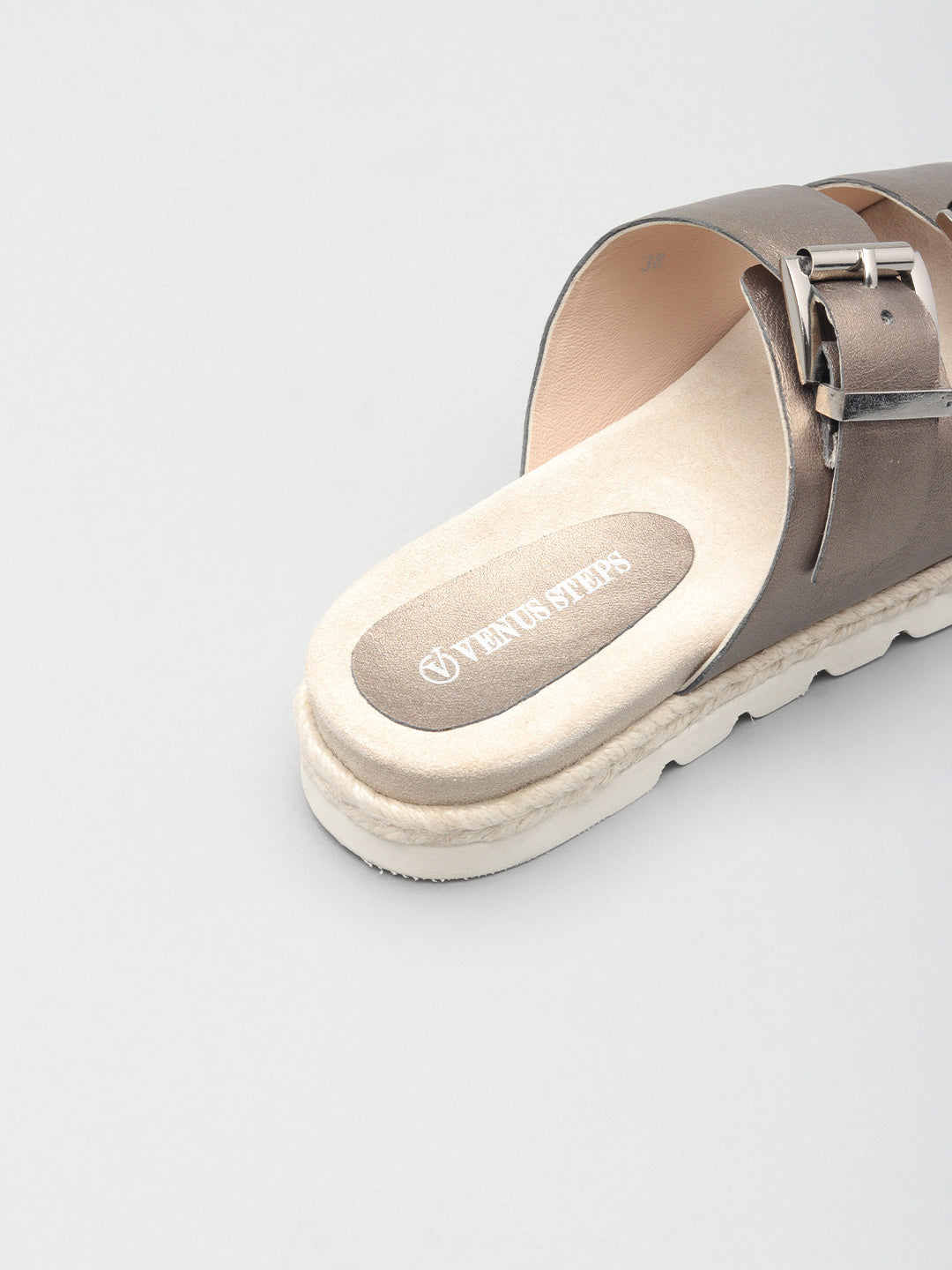 Gleaming Casual Leather Slippers with Buckles