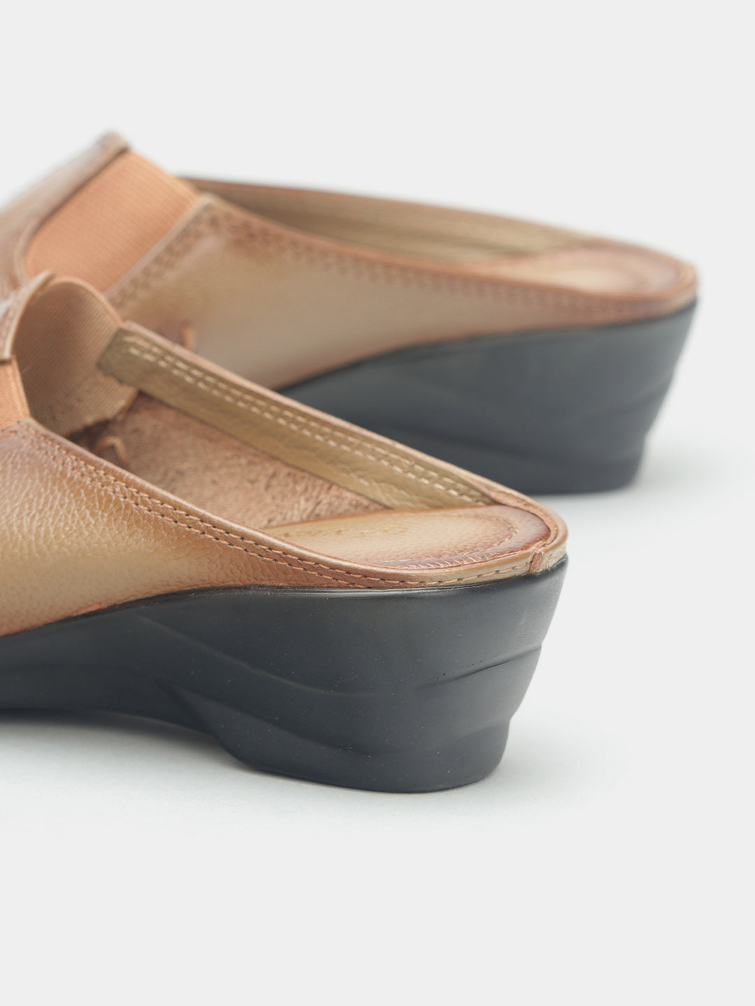 Round Toe Wedge Heel Buntoe