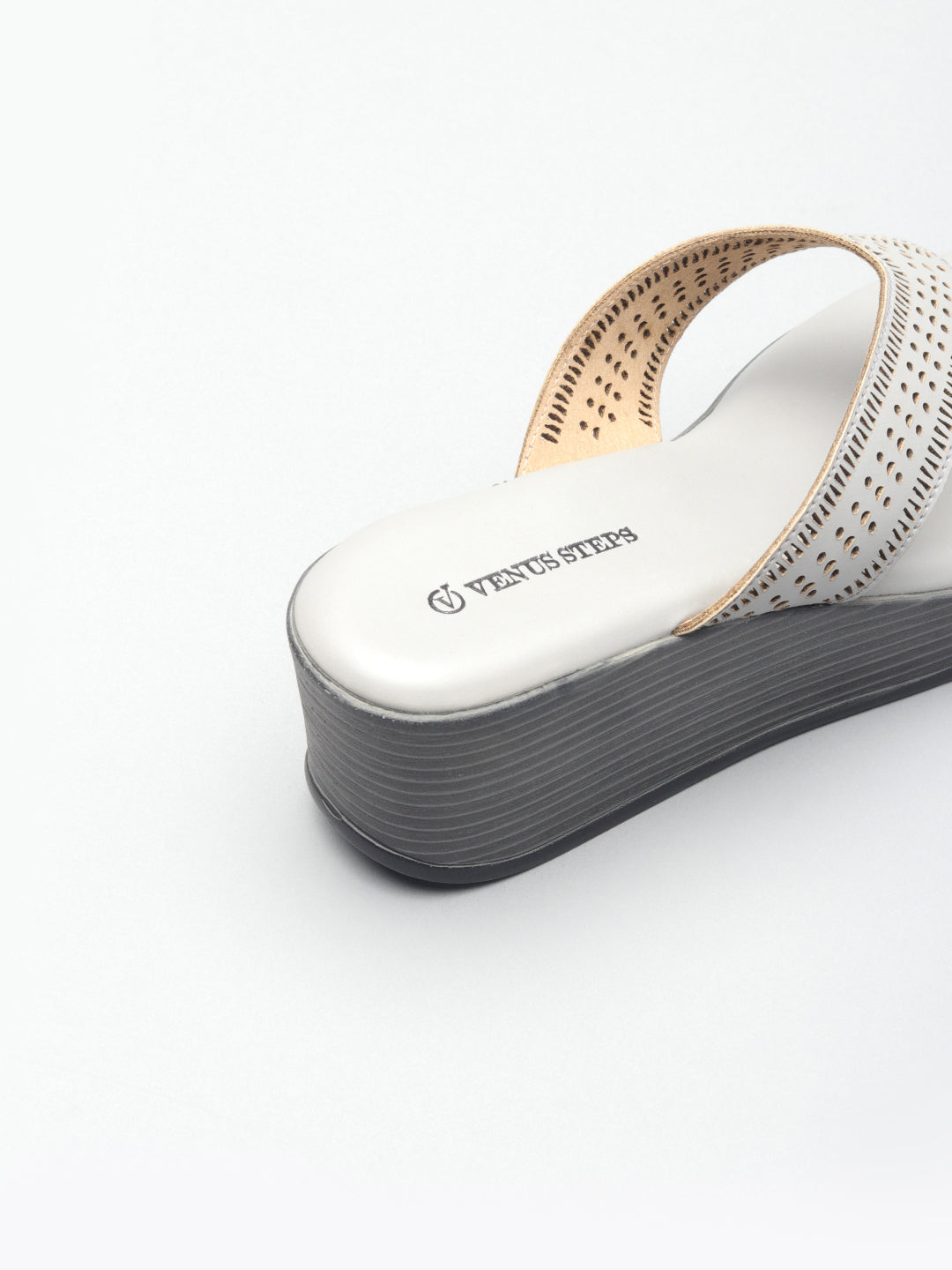 Women's Classic Wedge Heel Chappals