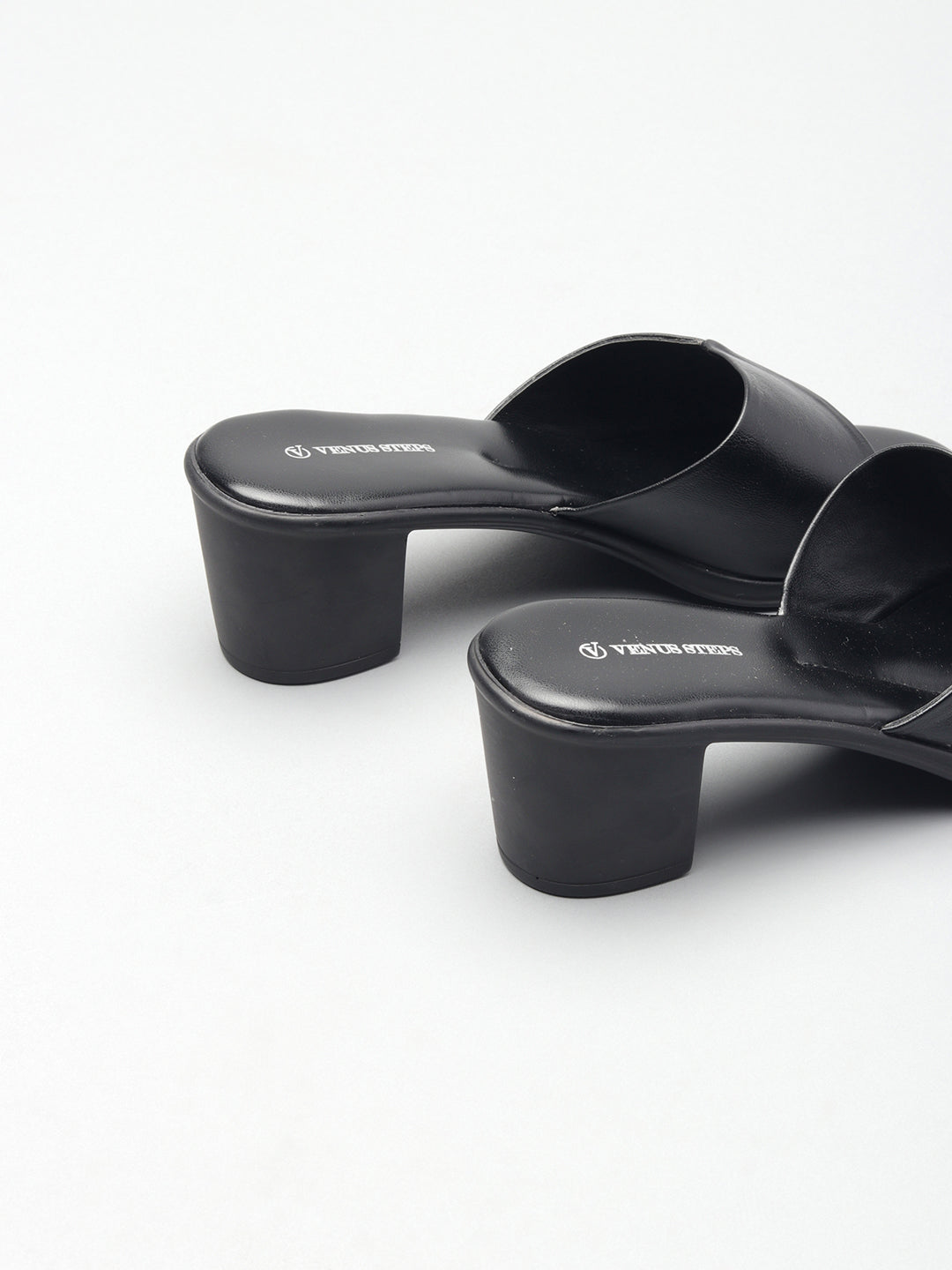 Comfortable Nappa/Matt Slippers