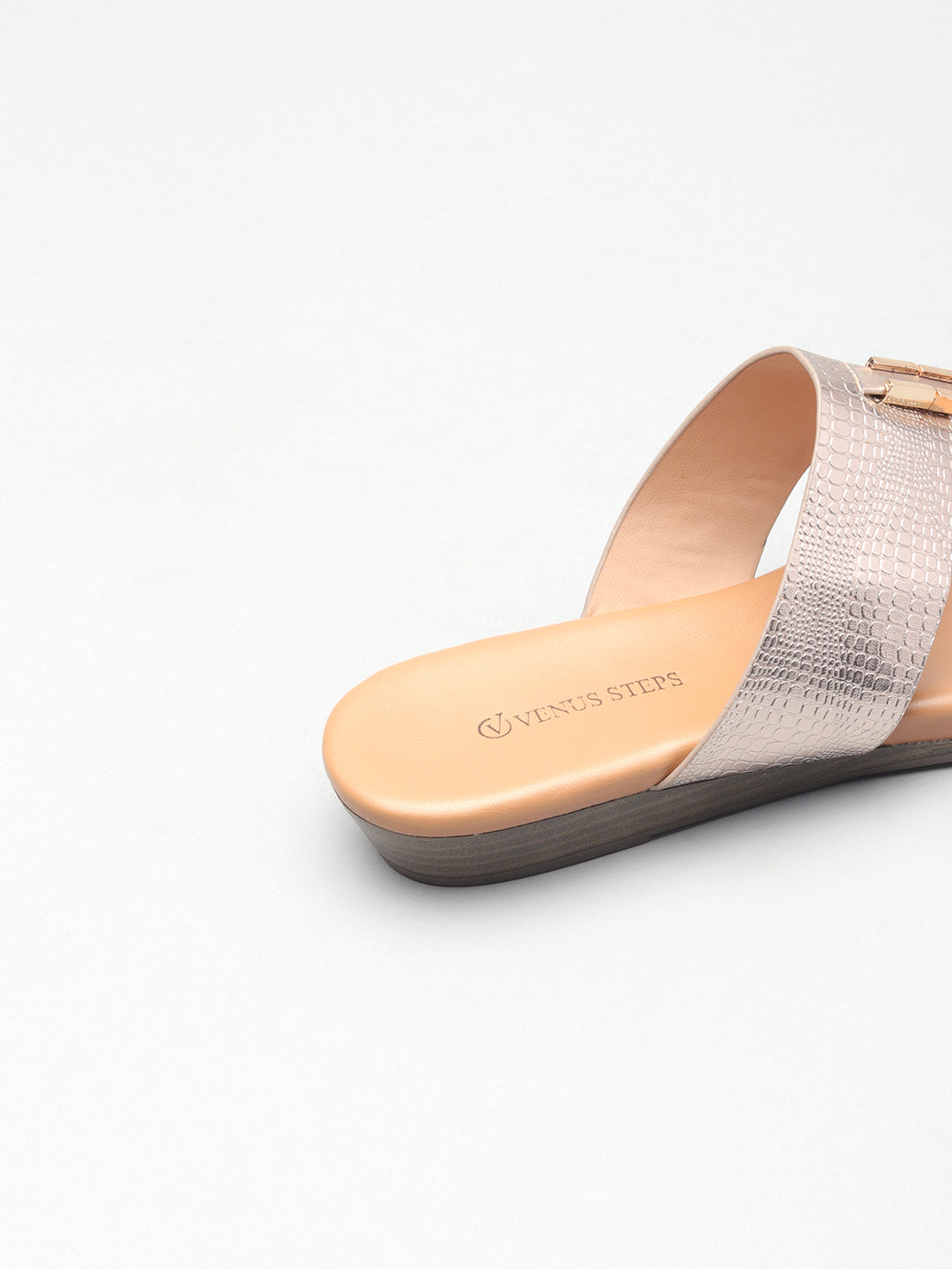 Nappa/Matt Classic T-Strap Flat Chappals