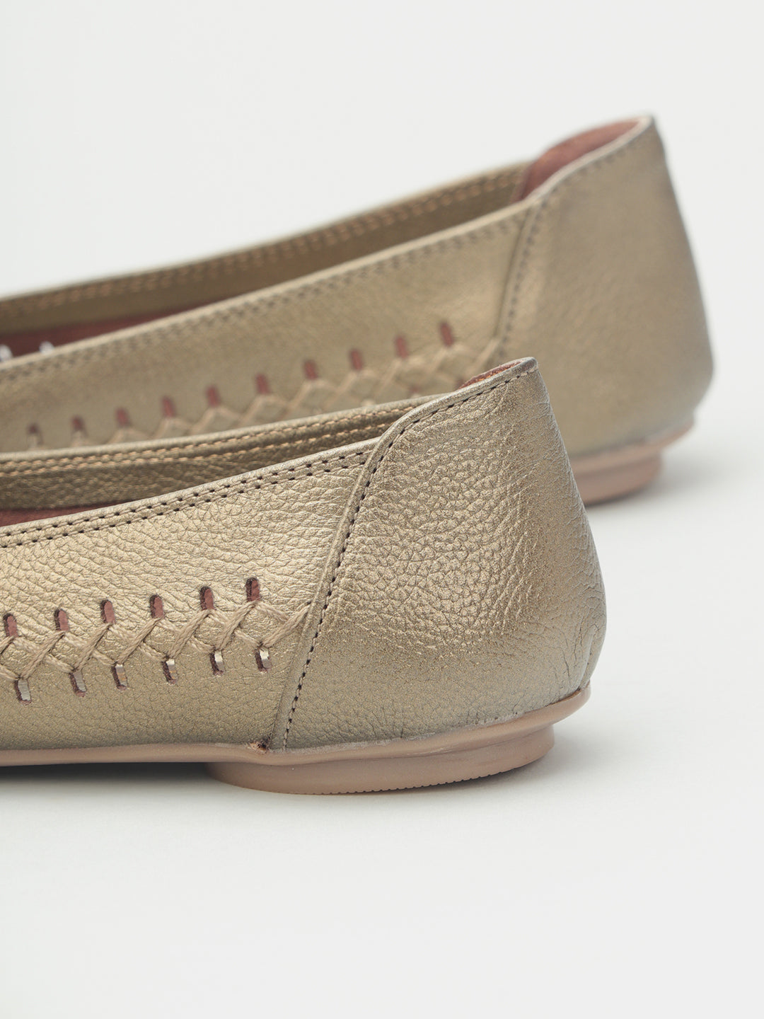 Flat Heel Glossy Ballerinas