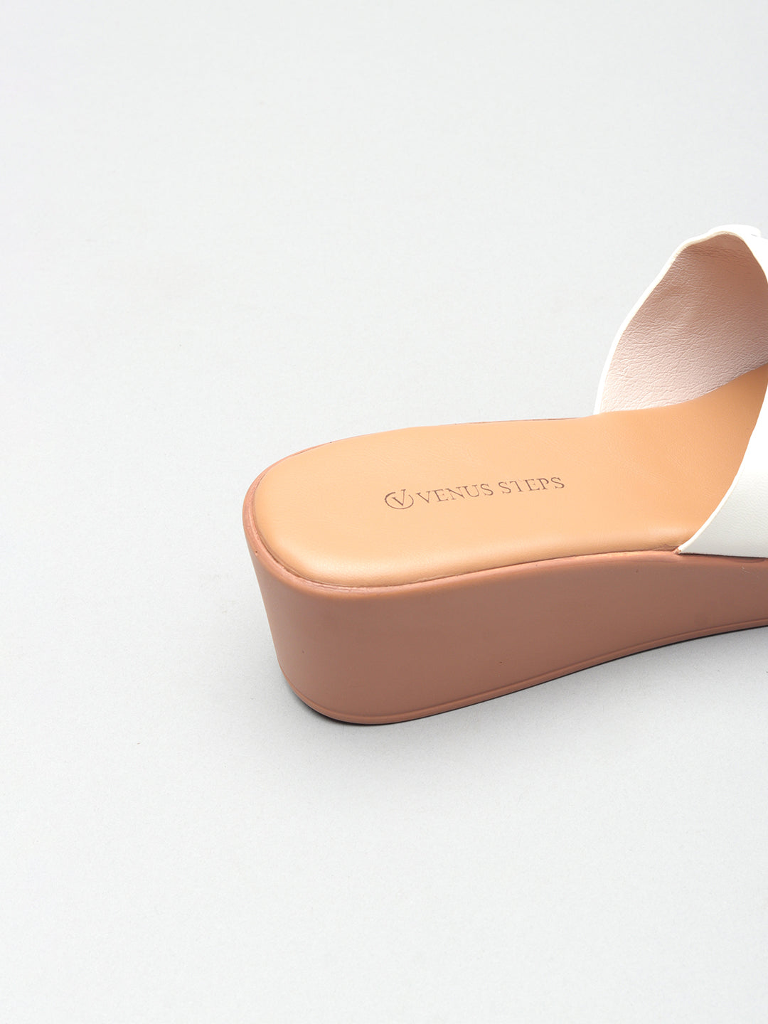 Solid Open Toe Wedge Hell Chappals