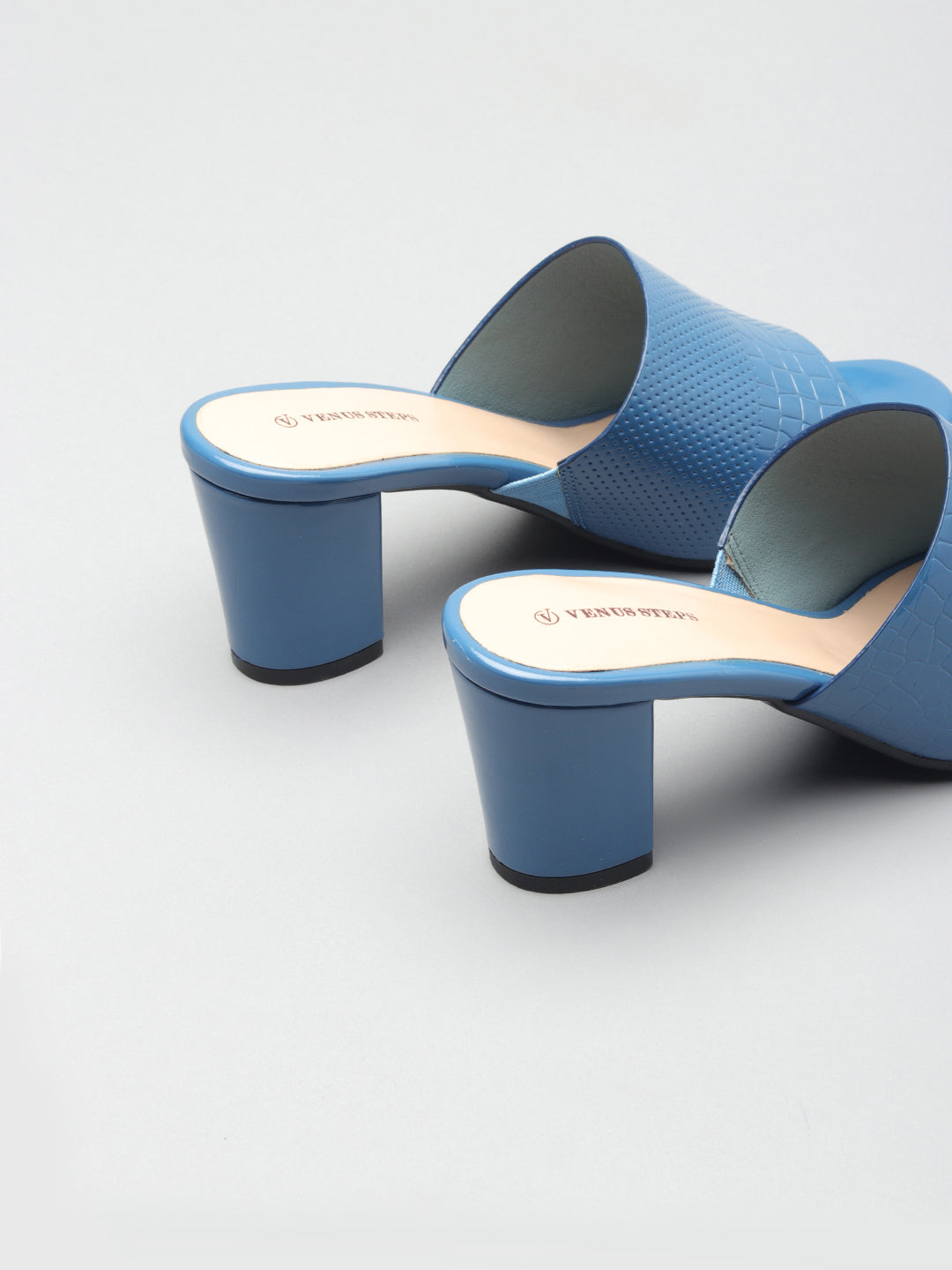 Womens Solid Synthetic Slippers