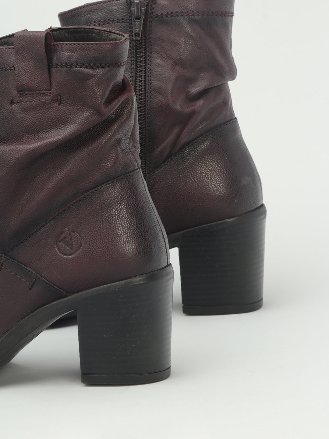 Venus Contemporary Classic Boots