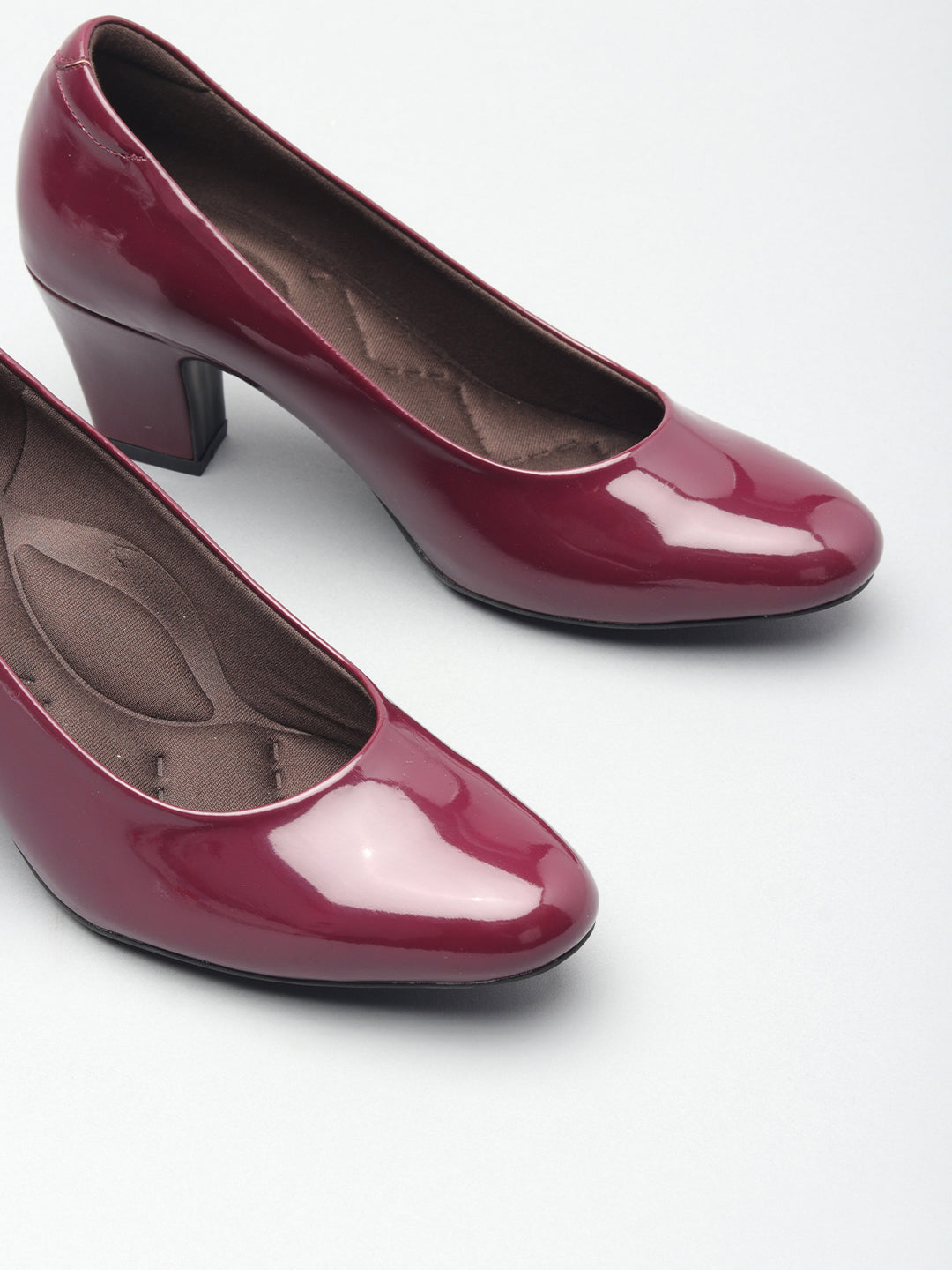 Womens Solid Ballerinas