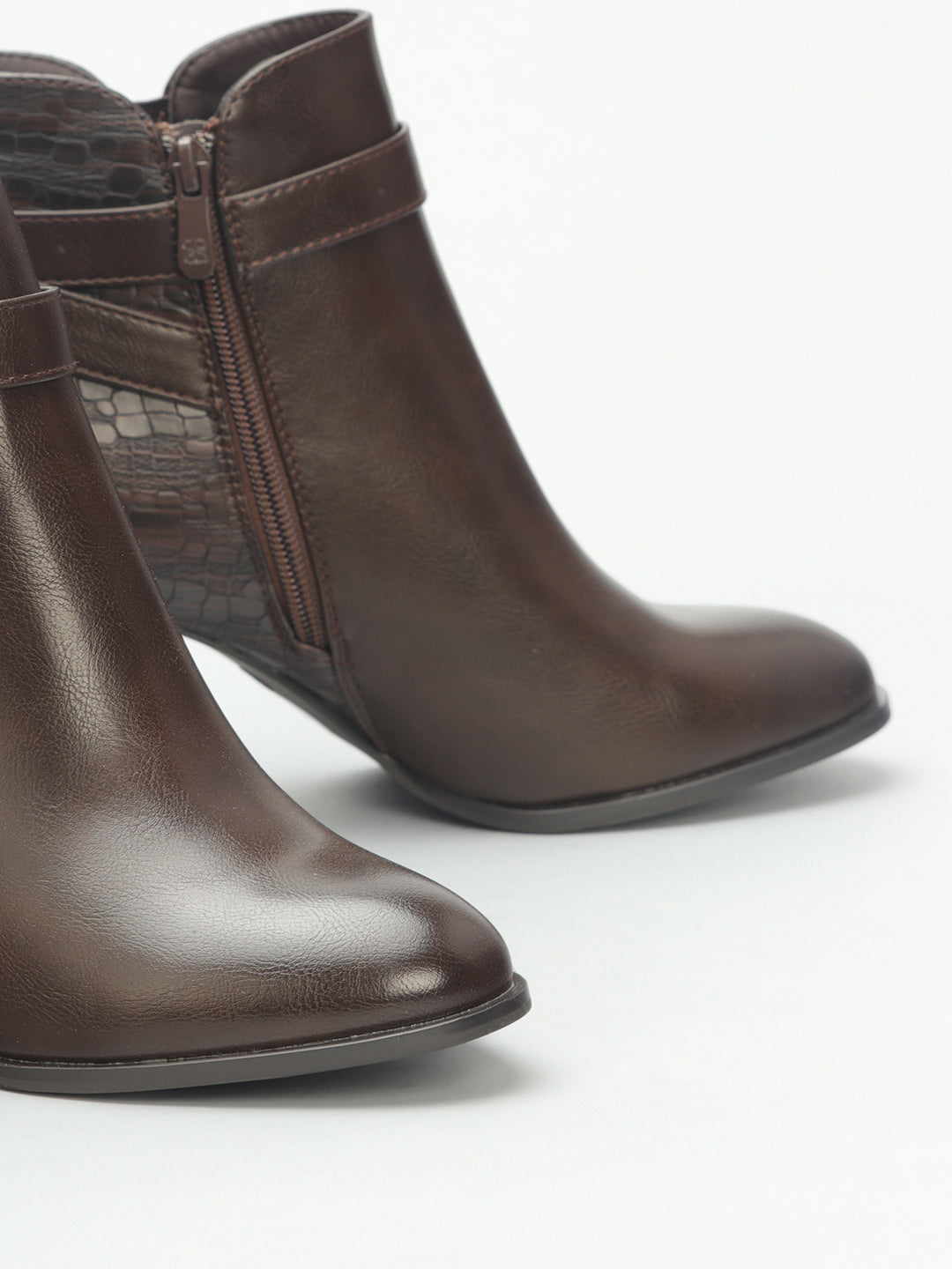 Venus Retro-Chic Boots