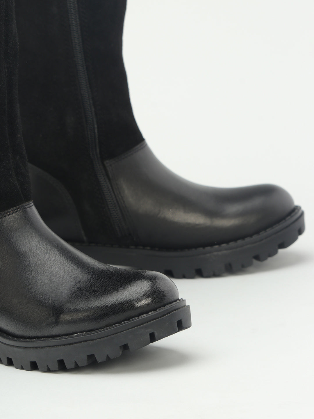 Venus Kids Round Toe Nappa/Matt Boots