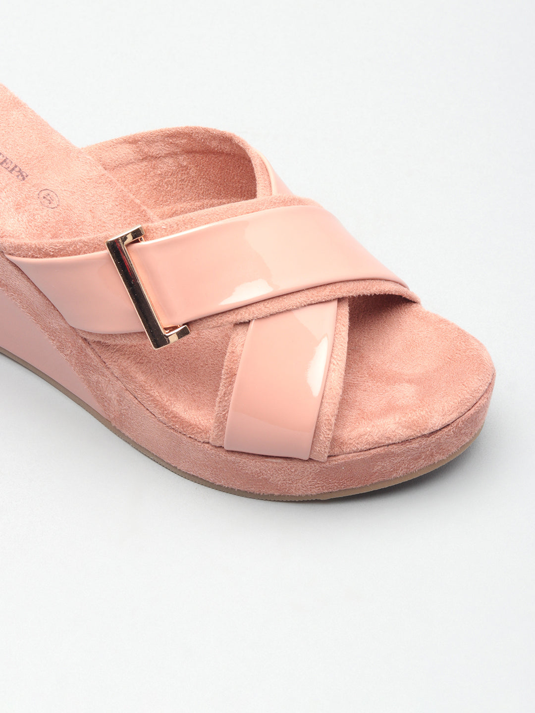 Patent/Glossy Casual Wedges