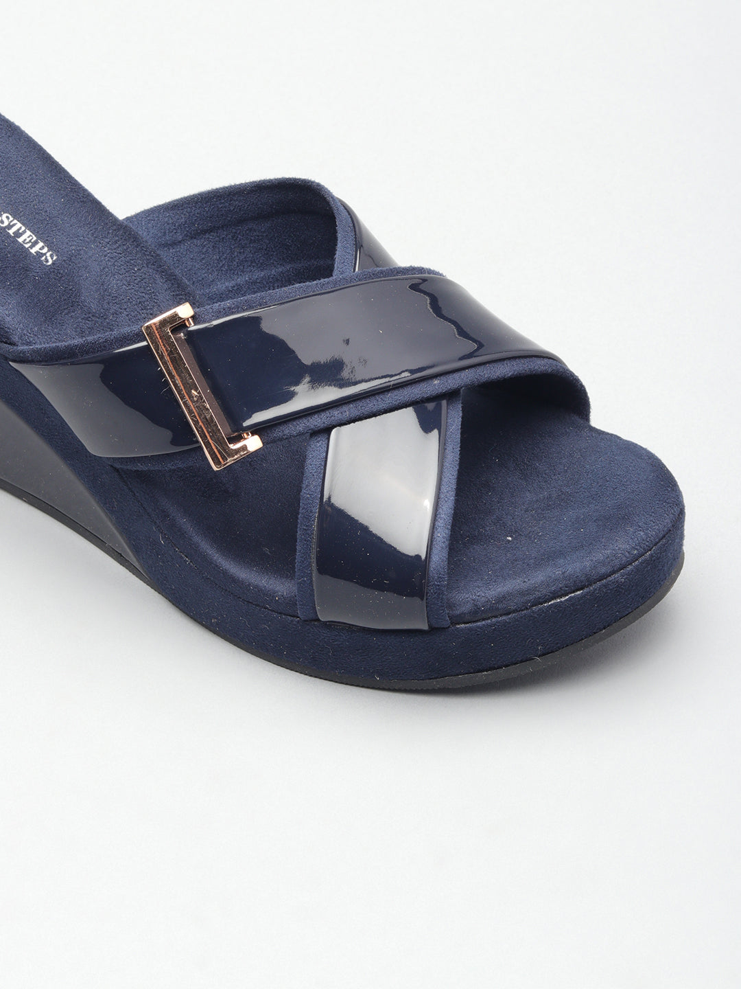 Patent/Glossy Casual Wedges