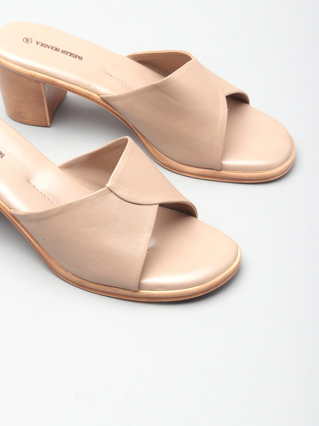 Comfortable Nappa/Matt Slippers