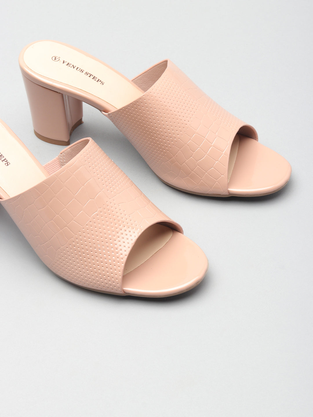 Womens Solid Synthetic Slippers