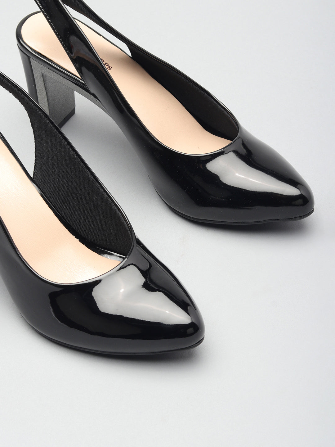 Swanky Block Heel Buntoe