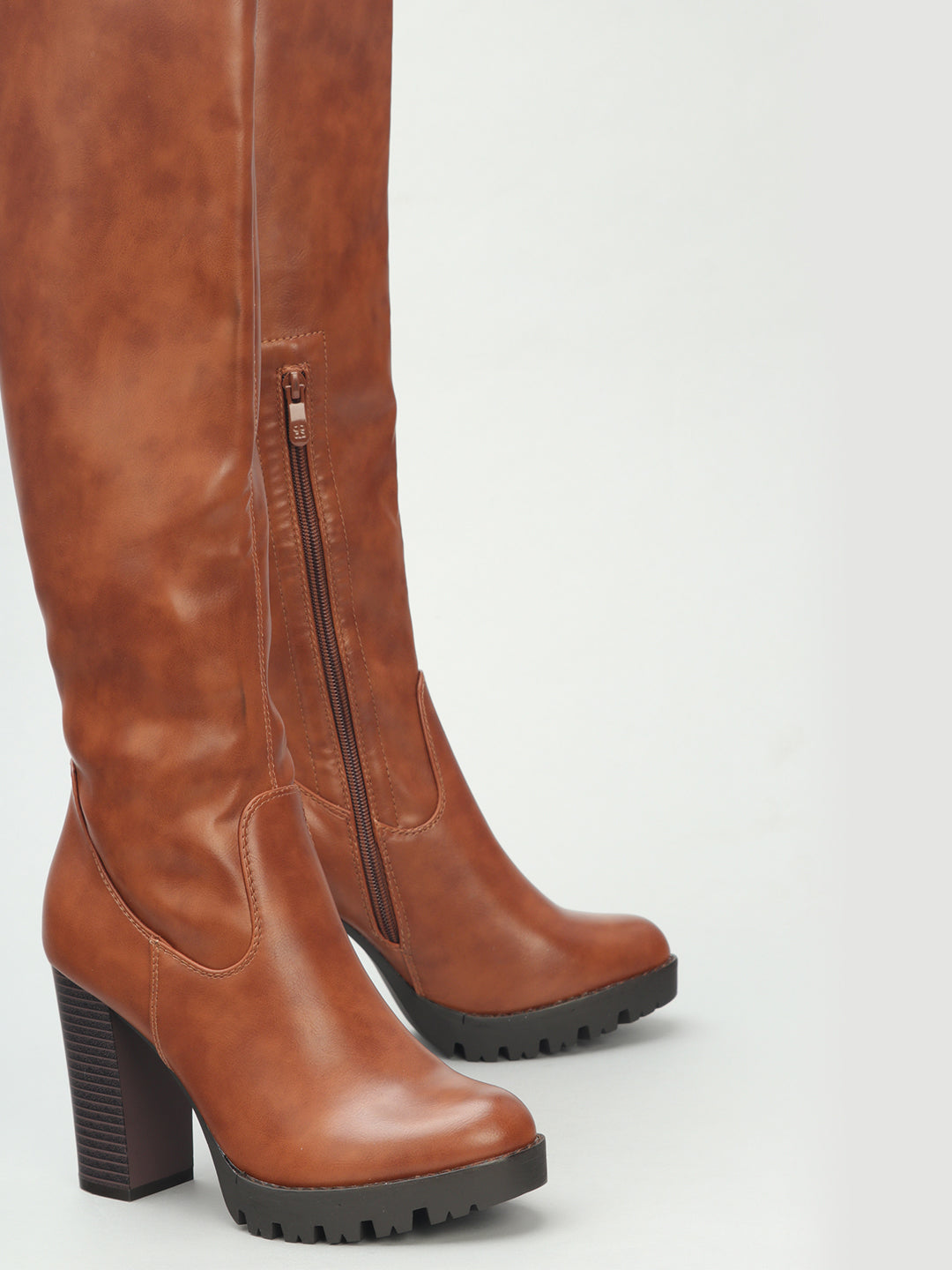 Venus Round Toe Long Boots
