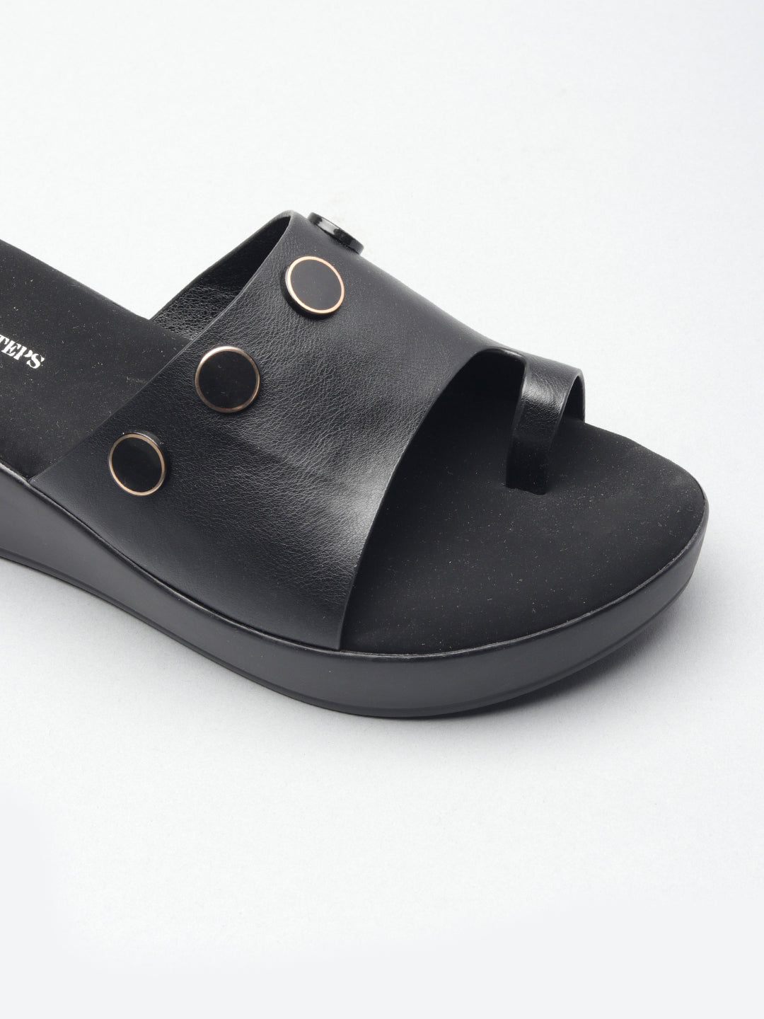 Solid Open Toe Wedge Hell Chappals
