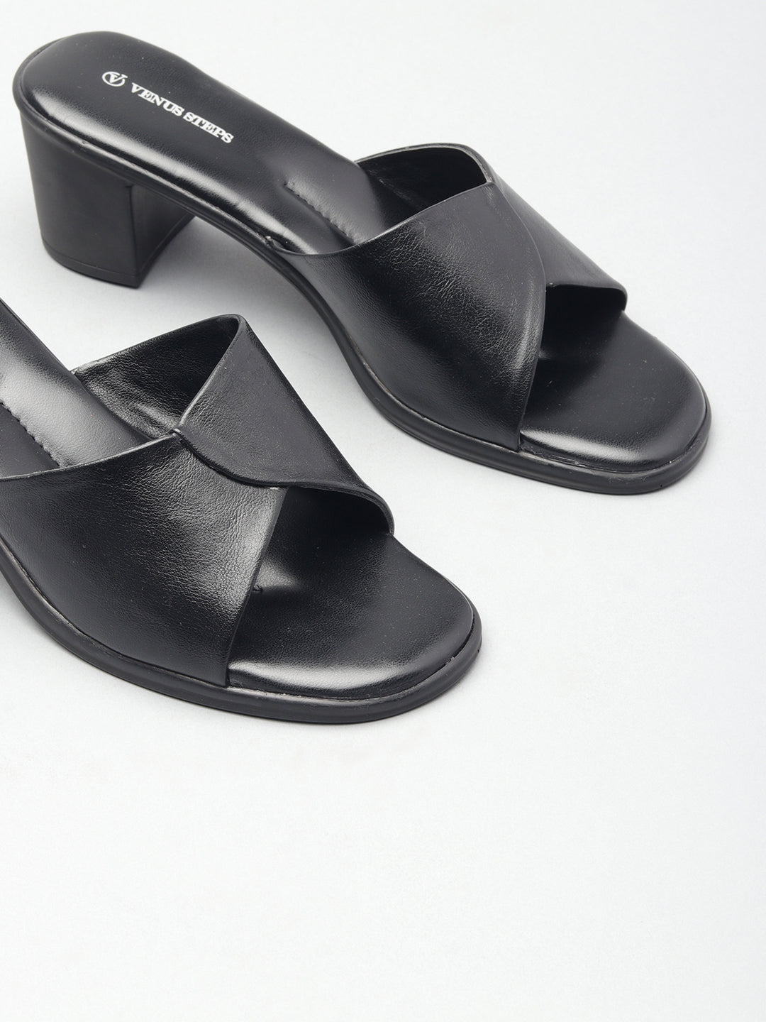 Comfortable Nappa/Matt Slippers