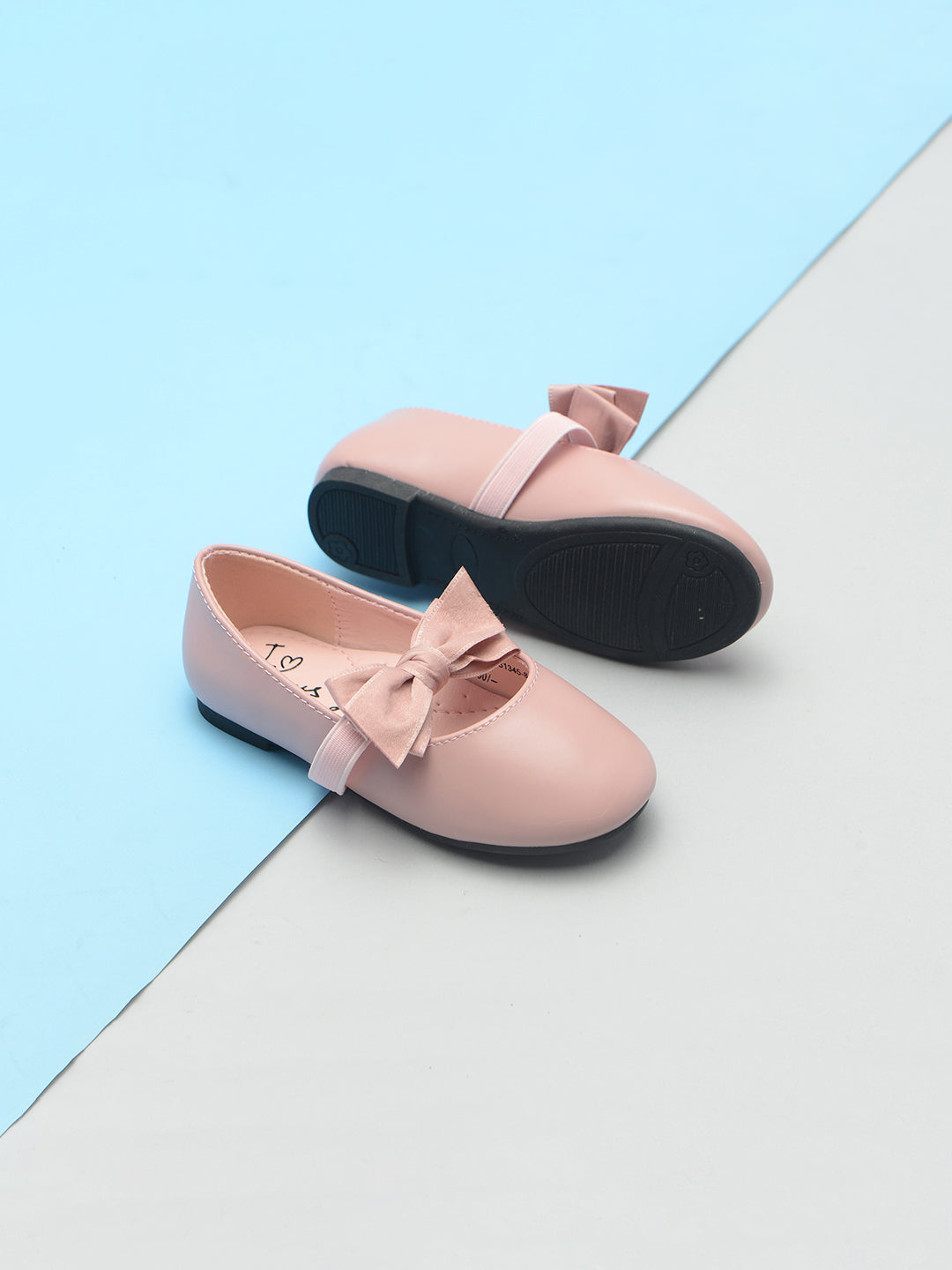 Pink Bow Design Strap Shoes