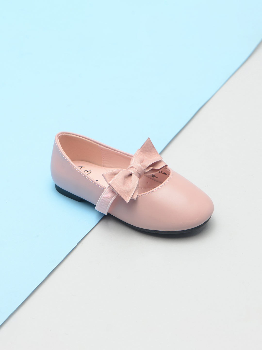 Pink Bow Design Strap Shoes
