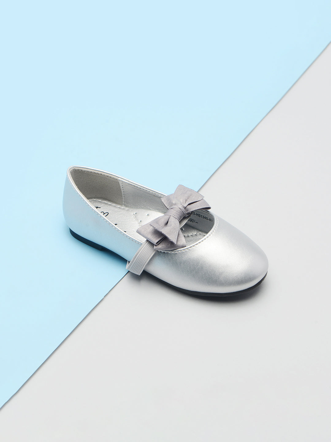 Pink Bow Design Strap Shoes