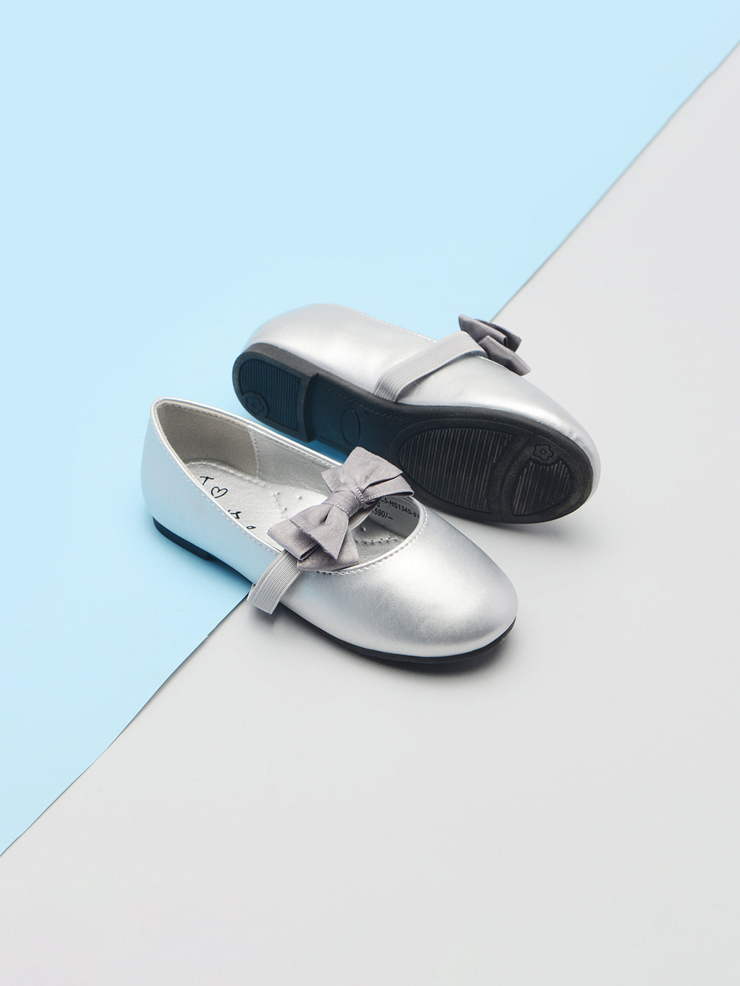 Pink Bow Design Strap Shoes