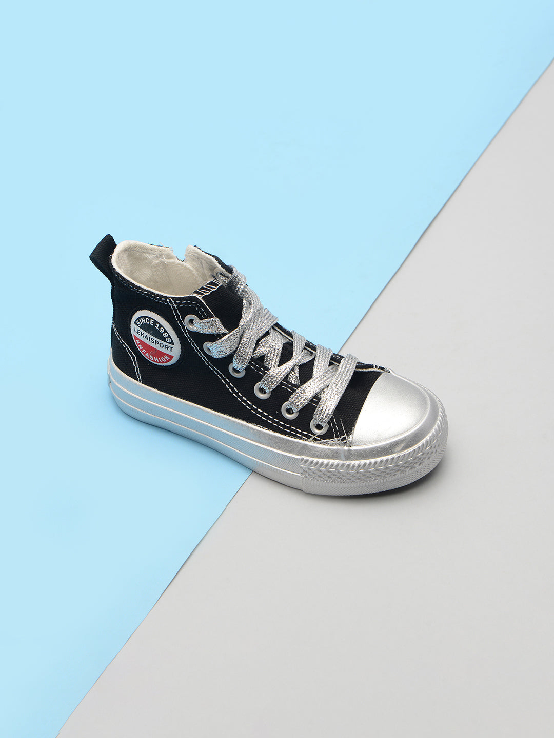 Cant Go Unnoticed Sneakers