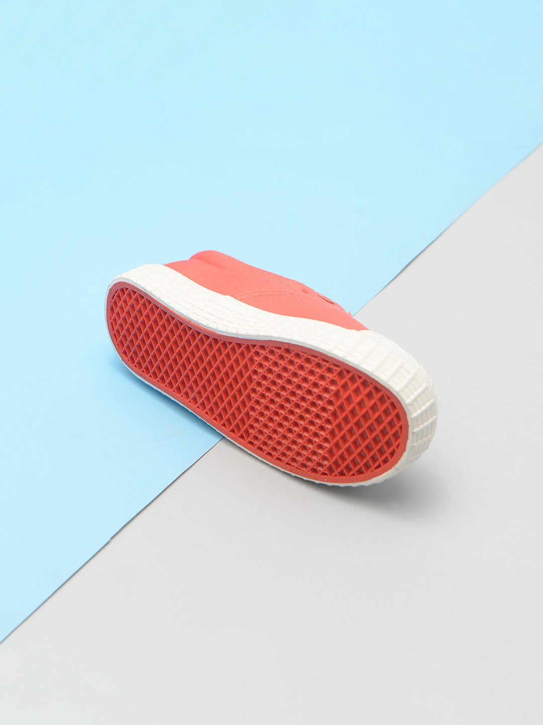 Matt Velcro Flat Shoes