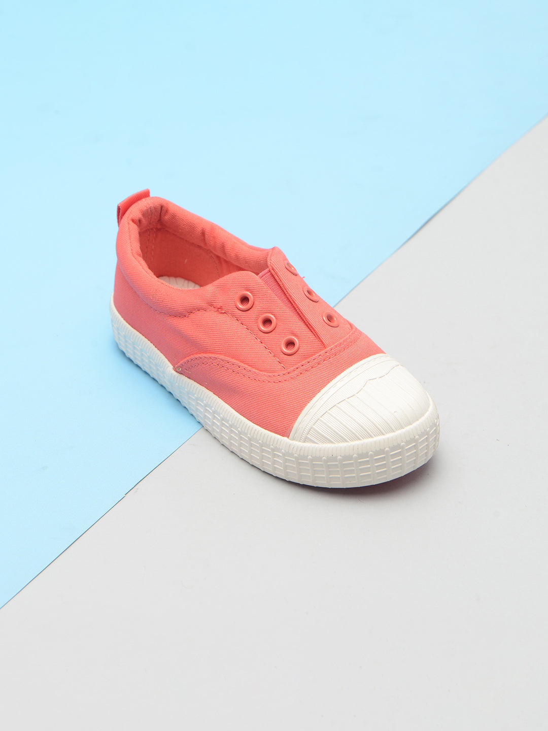 Matt Velcro Flat Shoes