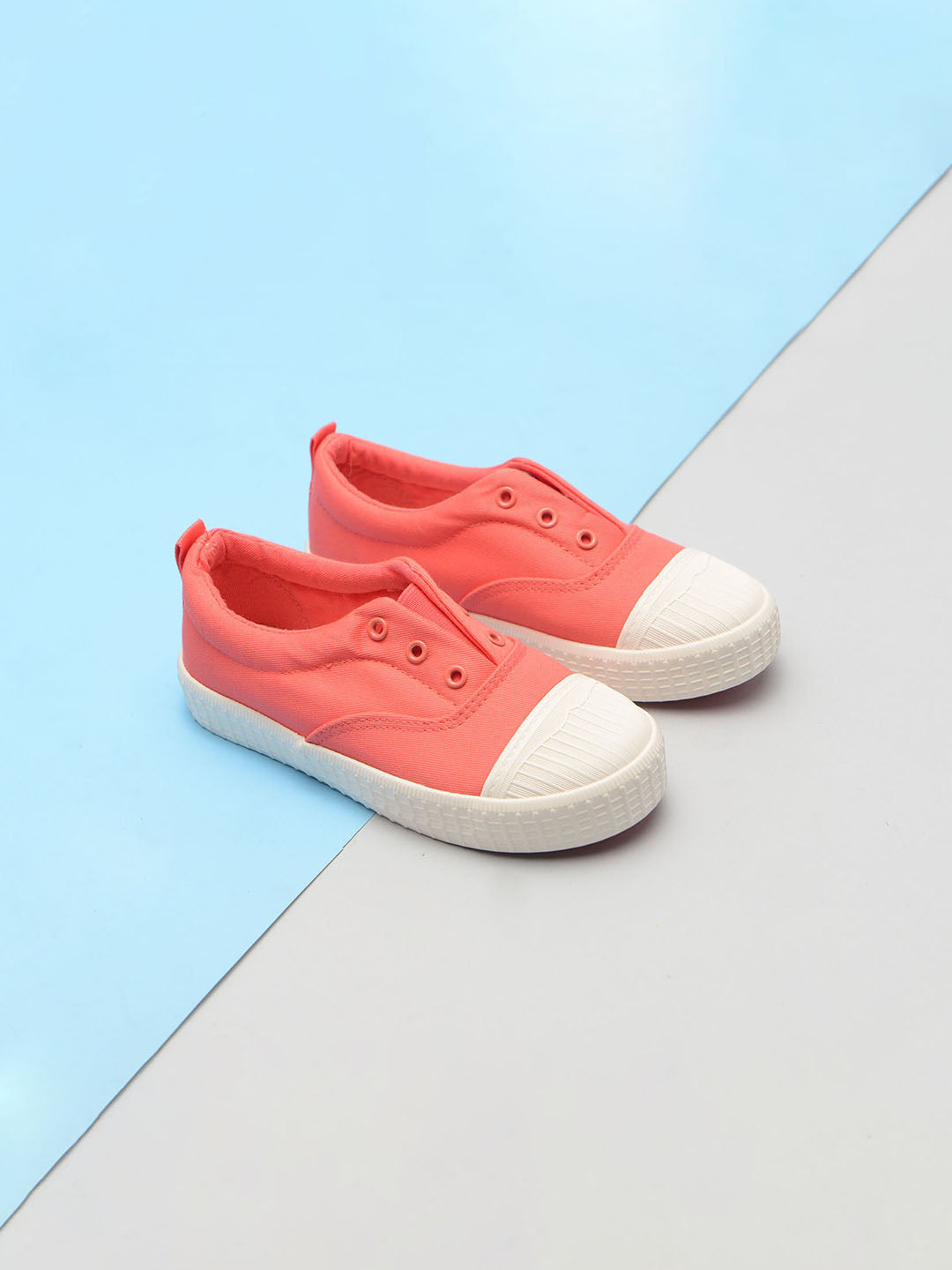 V Shaped Matt Casua Shoes