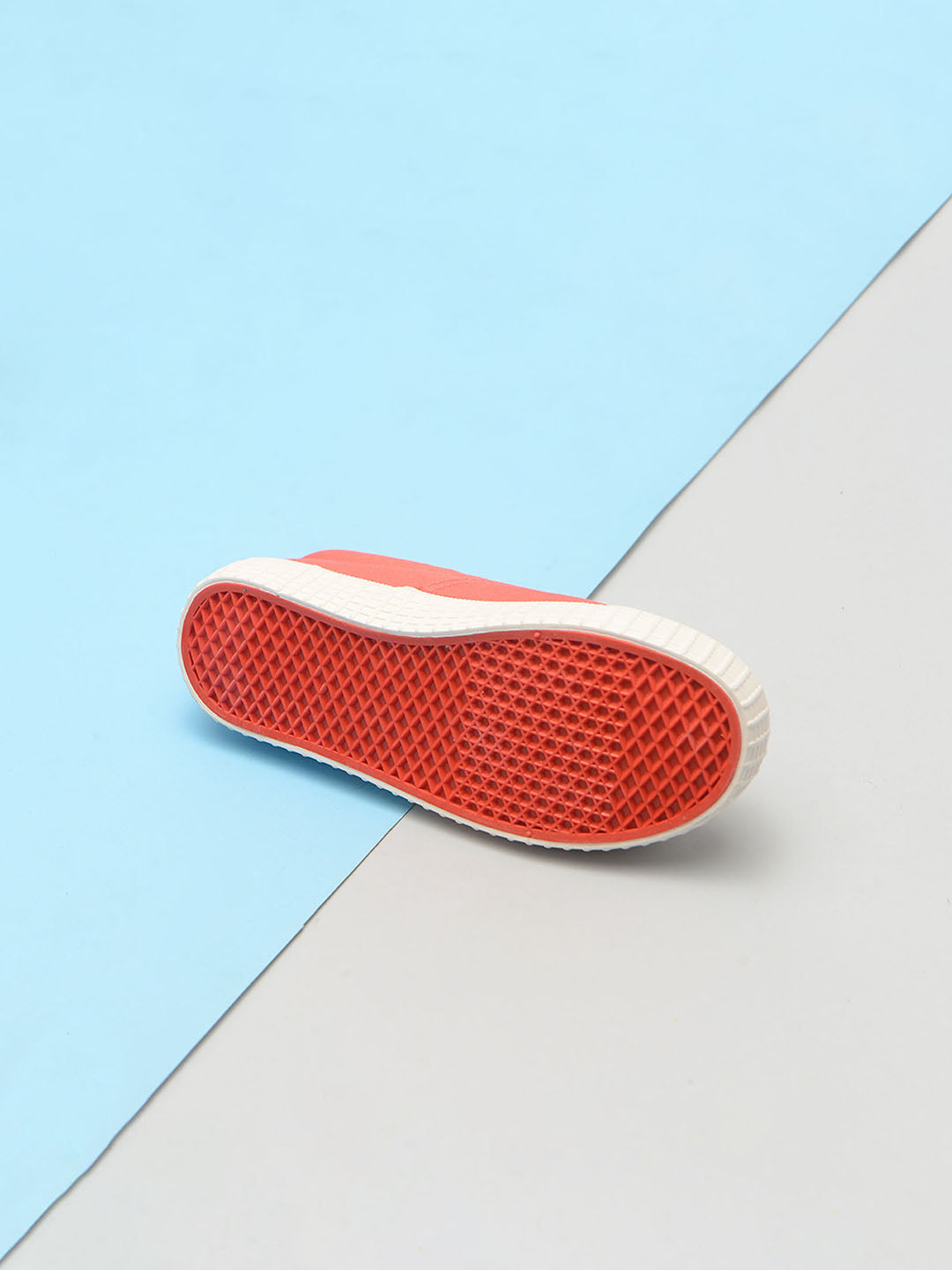 V Shaped Matt Casua Shoes