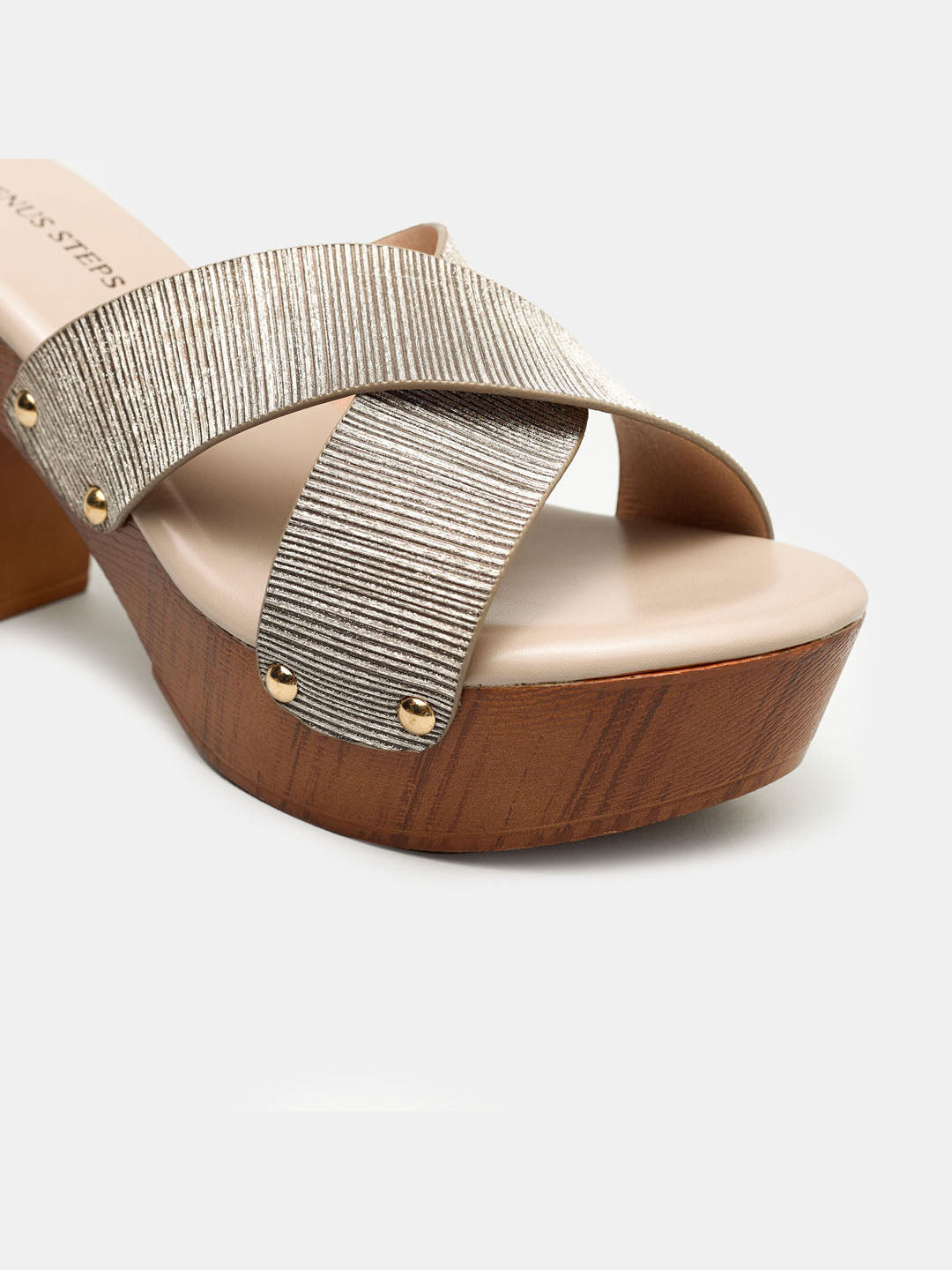 Sultan And Zinc Chic pair