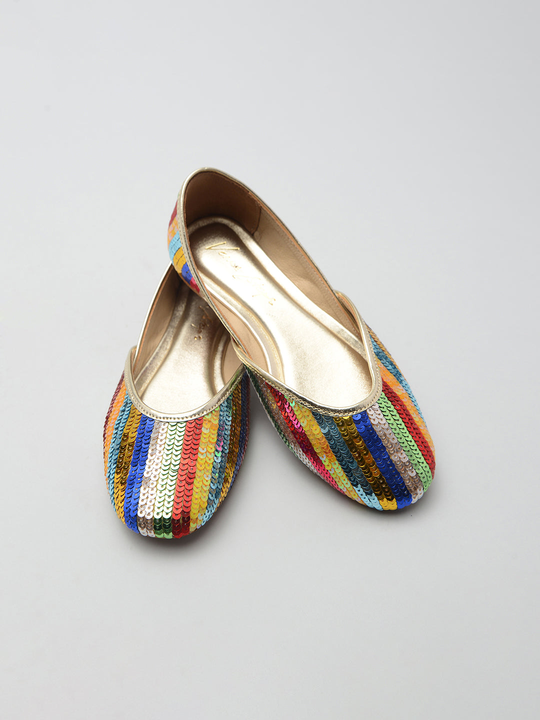 Pretty Traditional Juttis