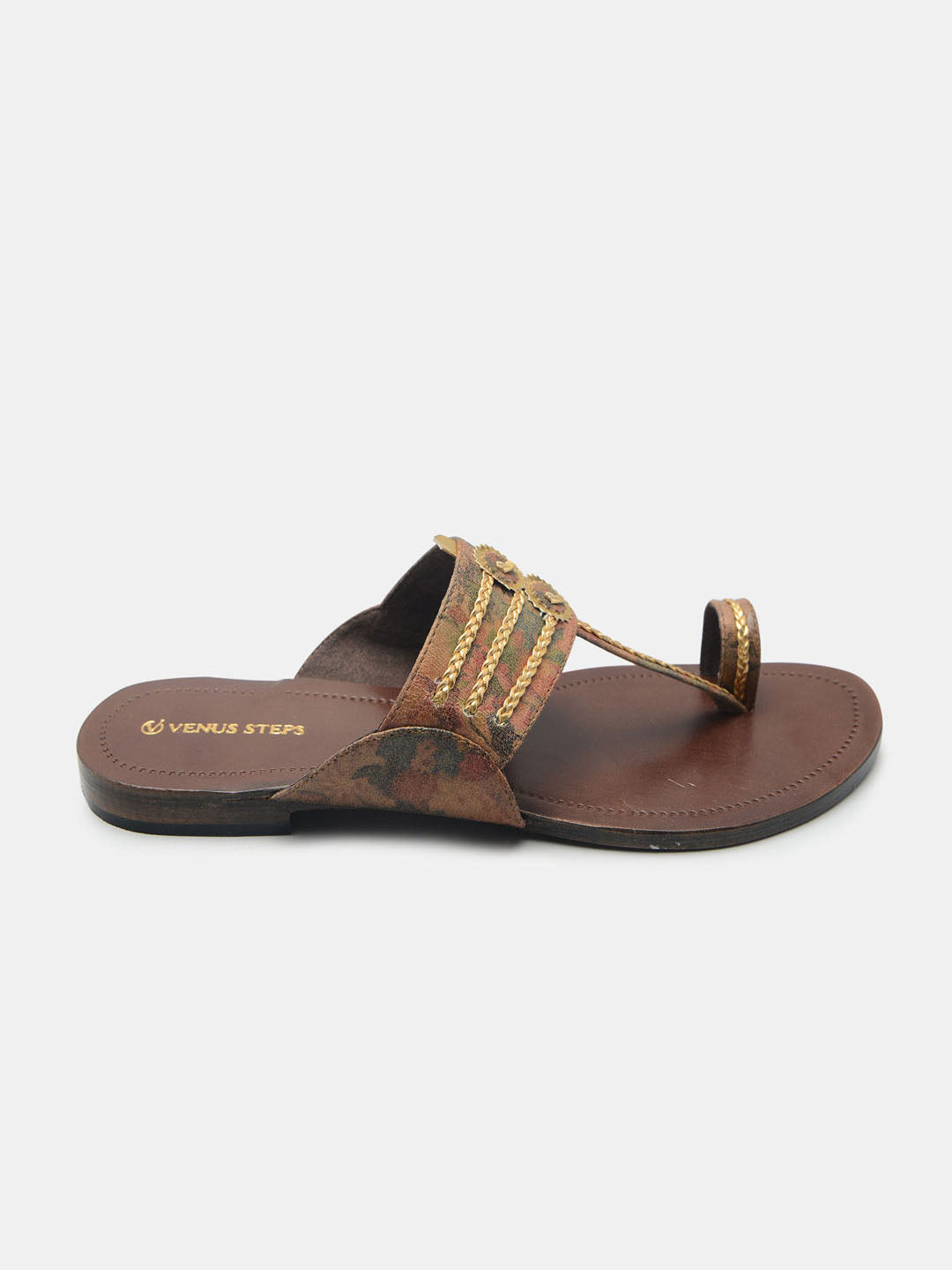 Ethnic Print Kolhapuris