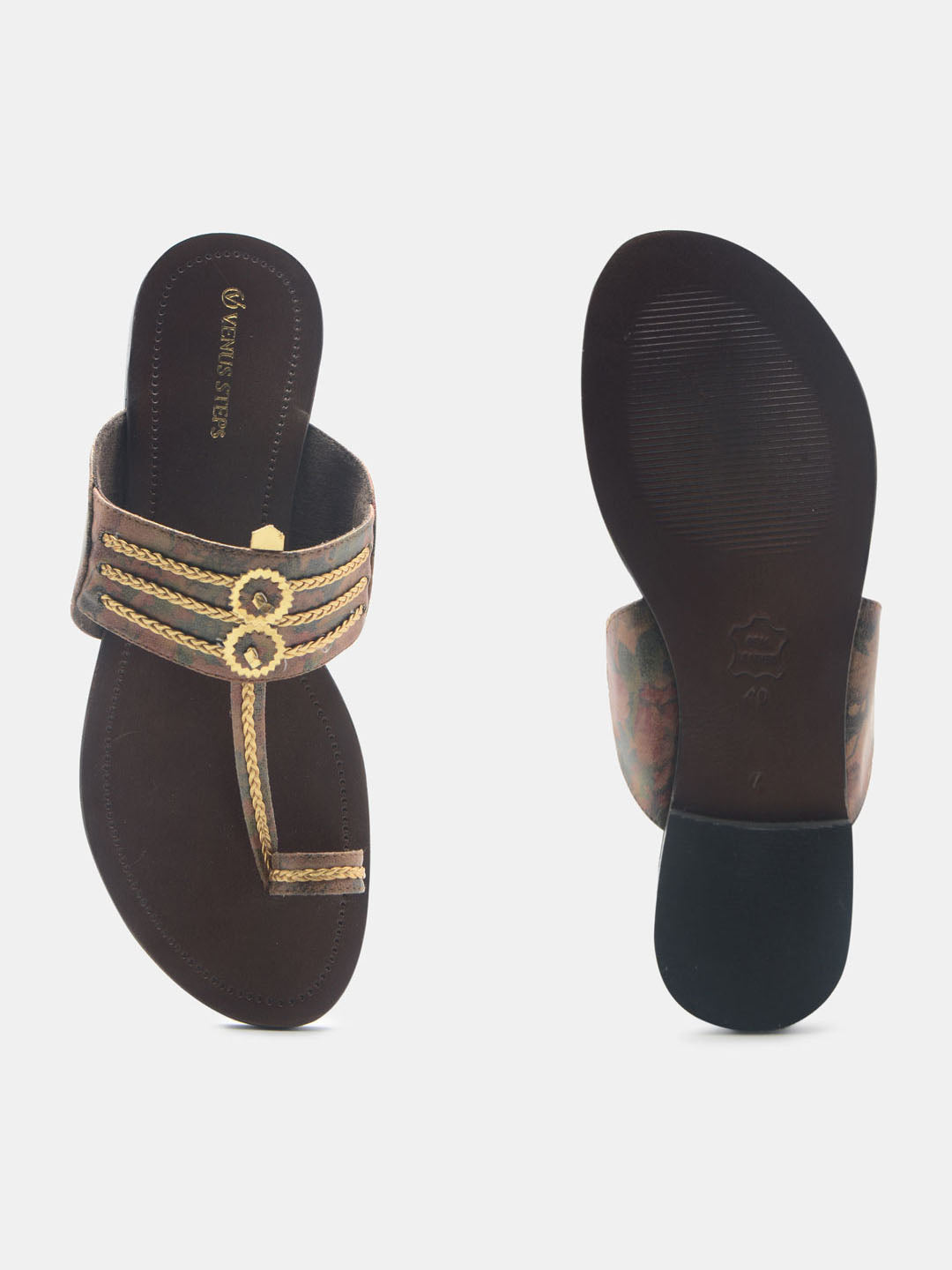 Ethnic Print Kolhapuris