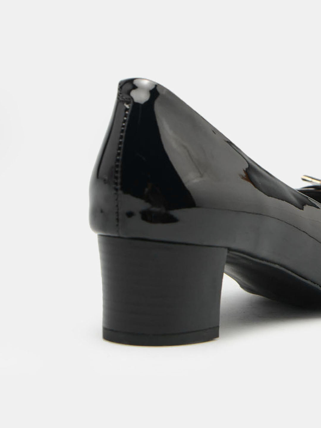 Textured Round Toe Pumps